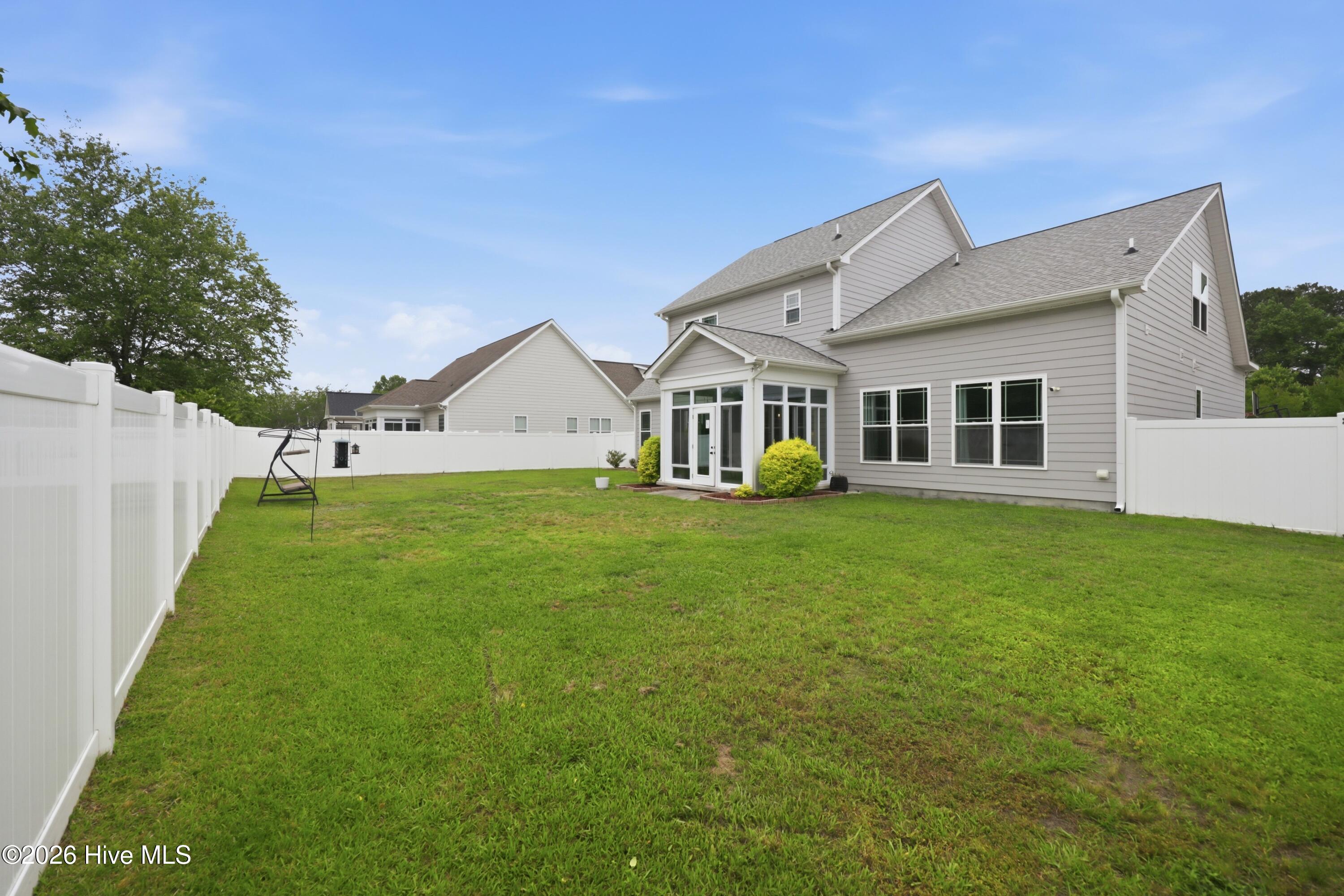 3608 Colony Woods Drive Property Photo 6