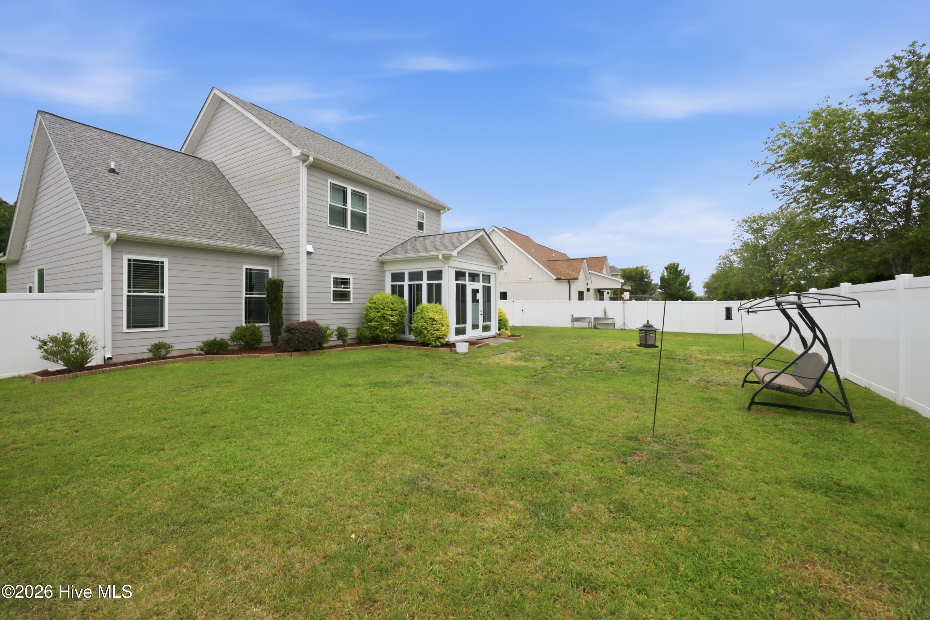 3608 Colony Woods Drive Property Photo 8