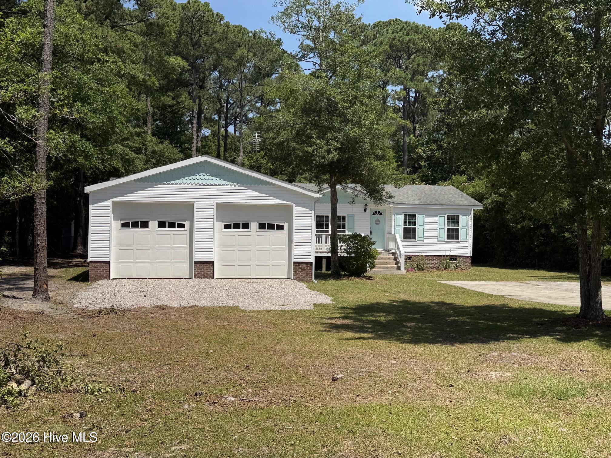 135 Bogue Forest Drive Property Photo 4