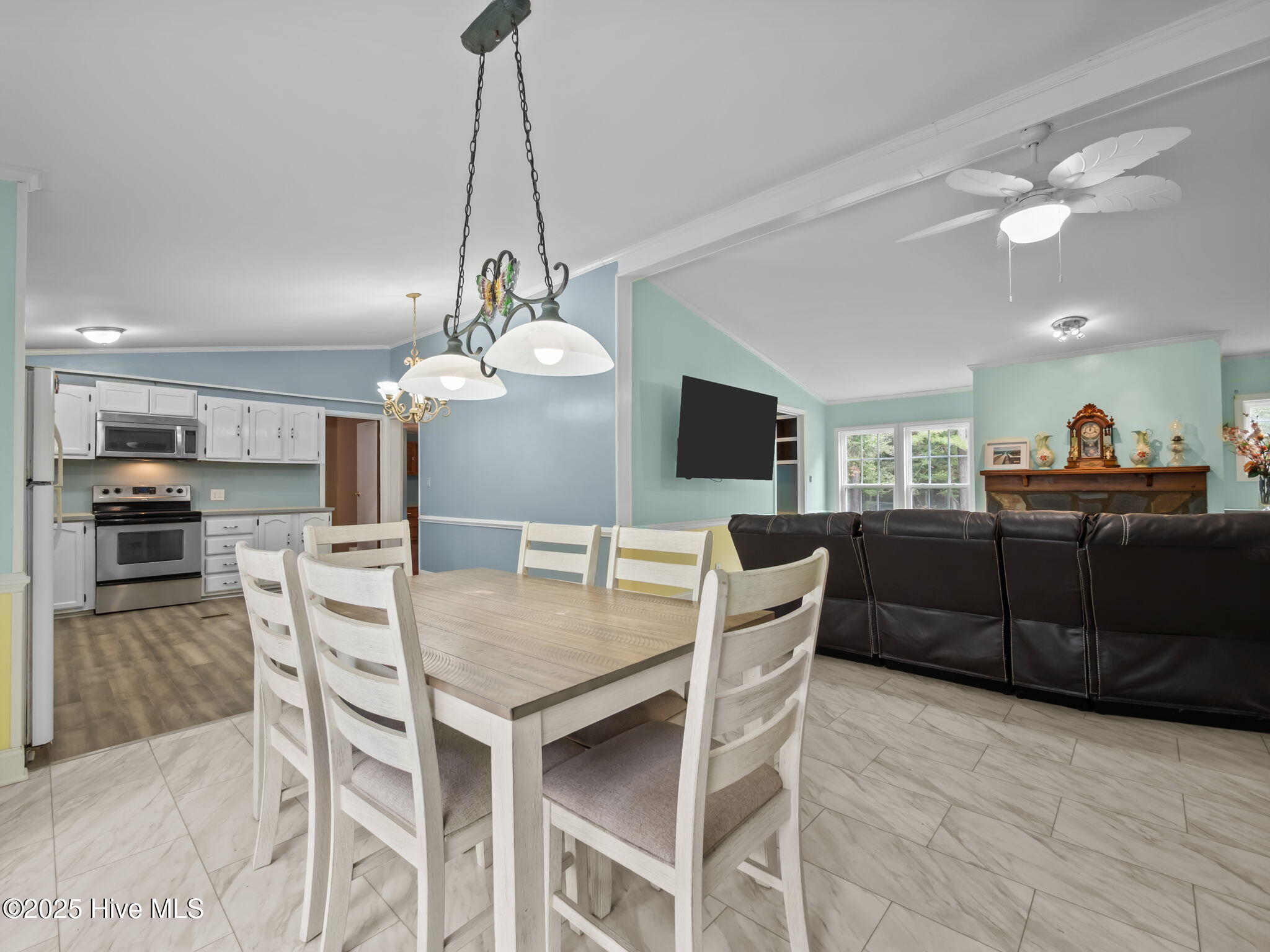 135 Bogue Forest Drive Property Photo 17
