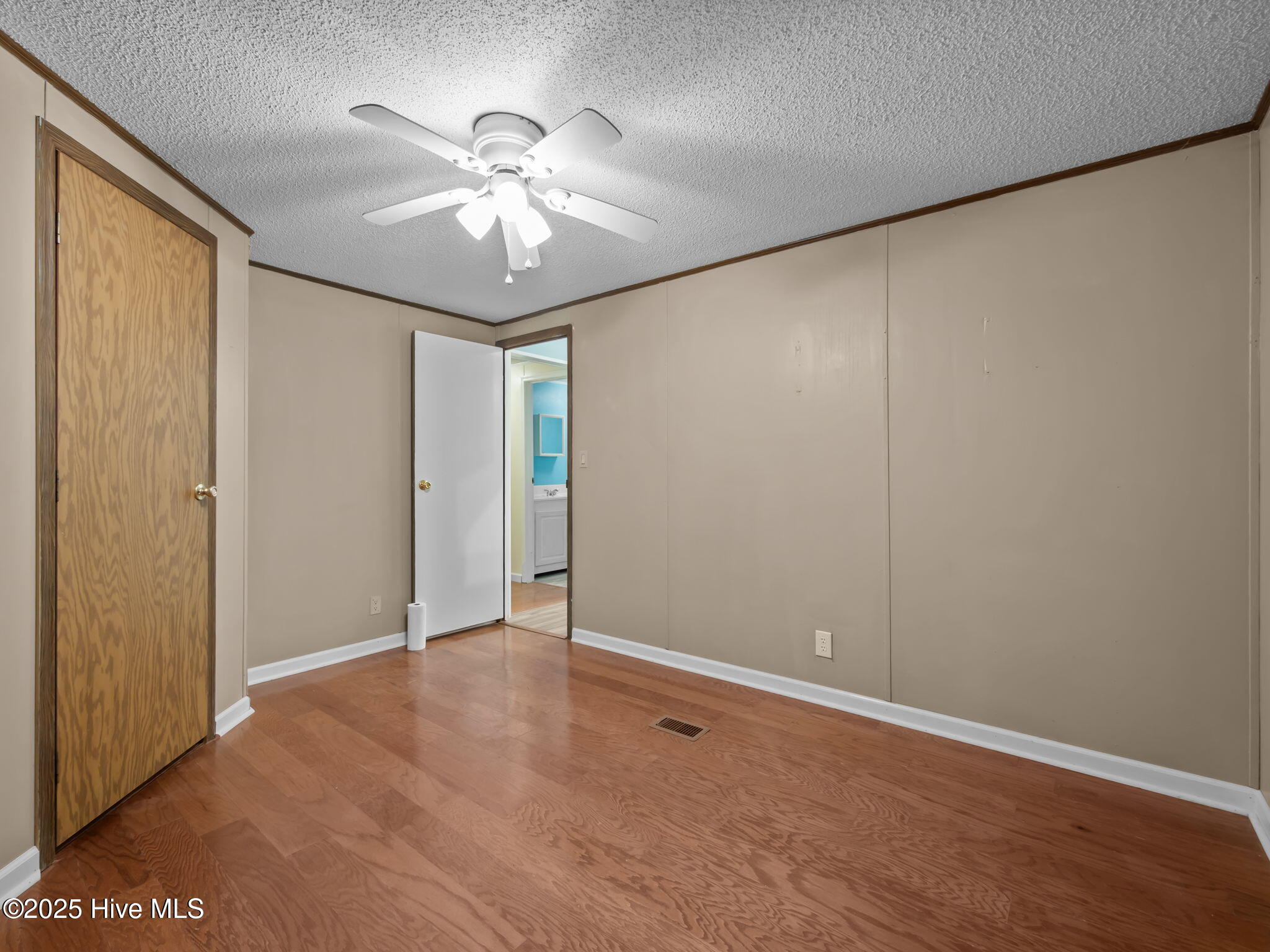 135 Bogue Forest Drive Property Photo 31