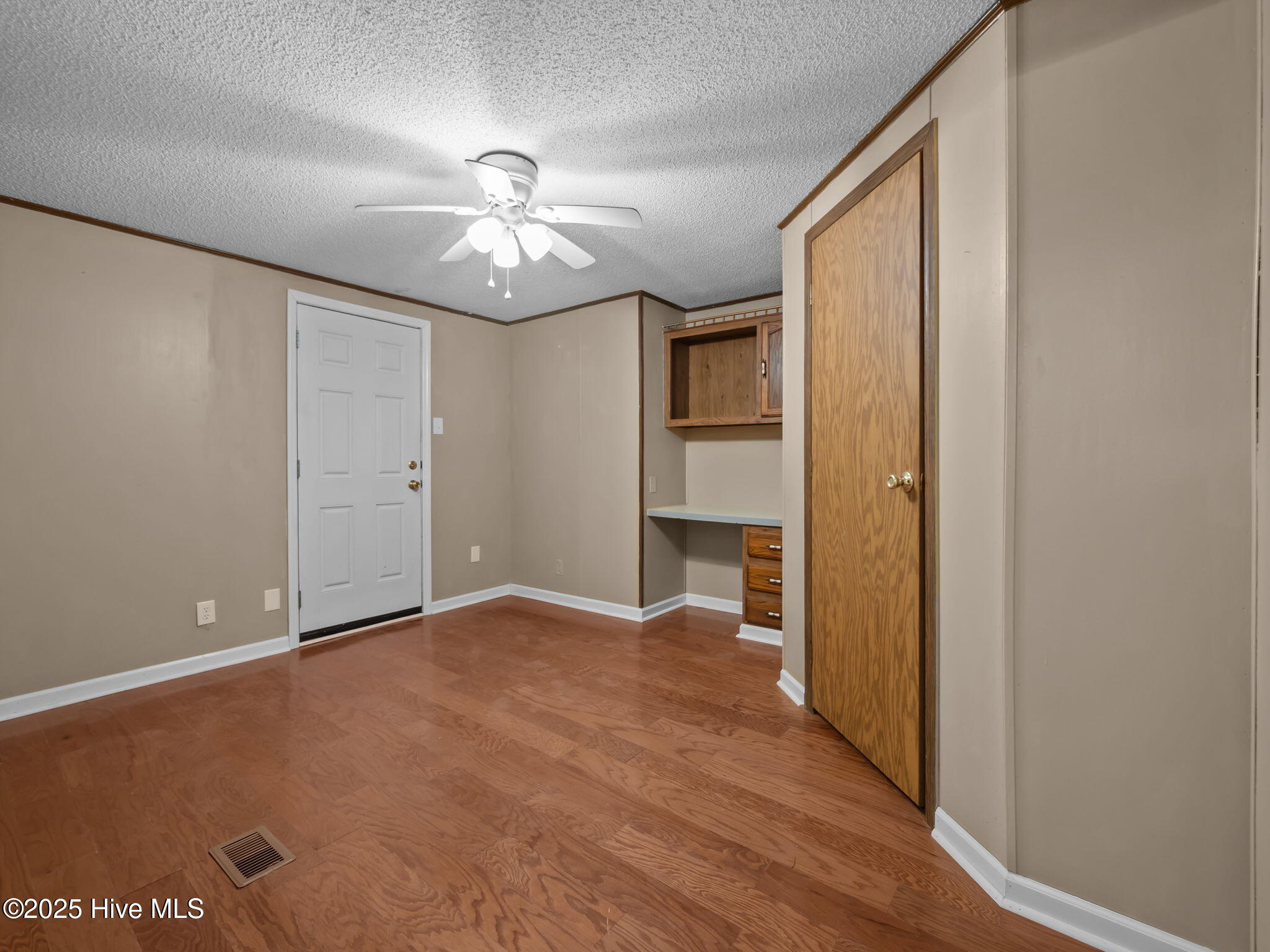 135 Bogue Forest Drive Property Photo 31