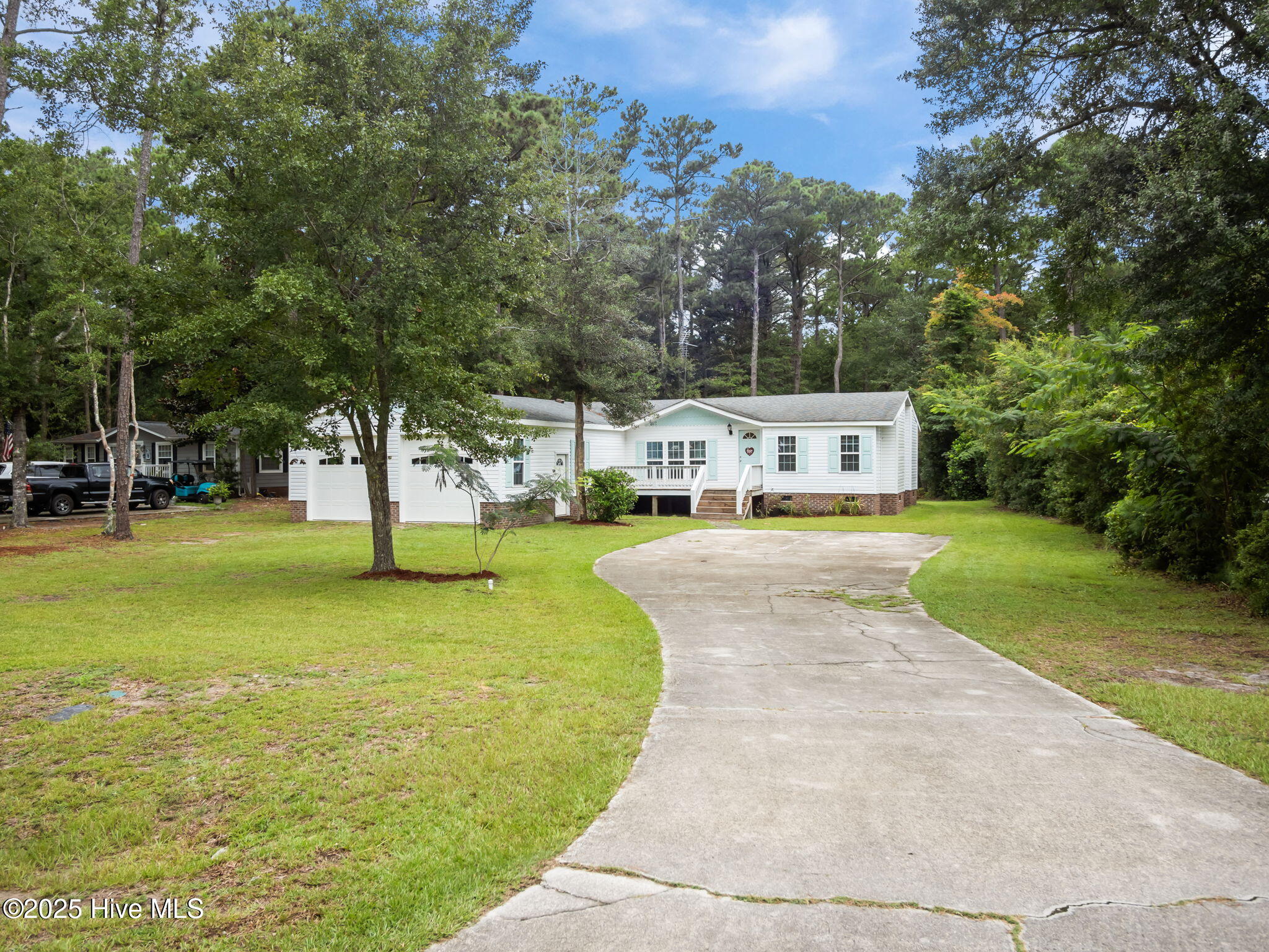 135 Bogue Forest Drive Property Photo 44