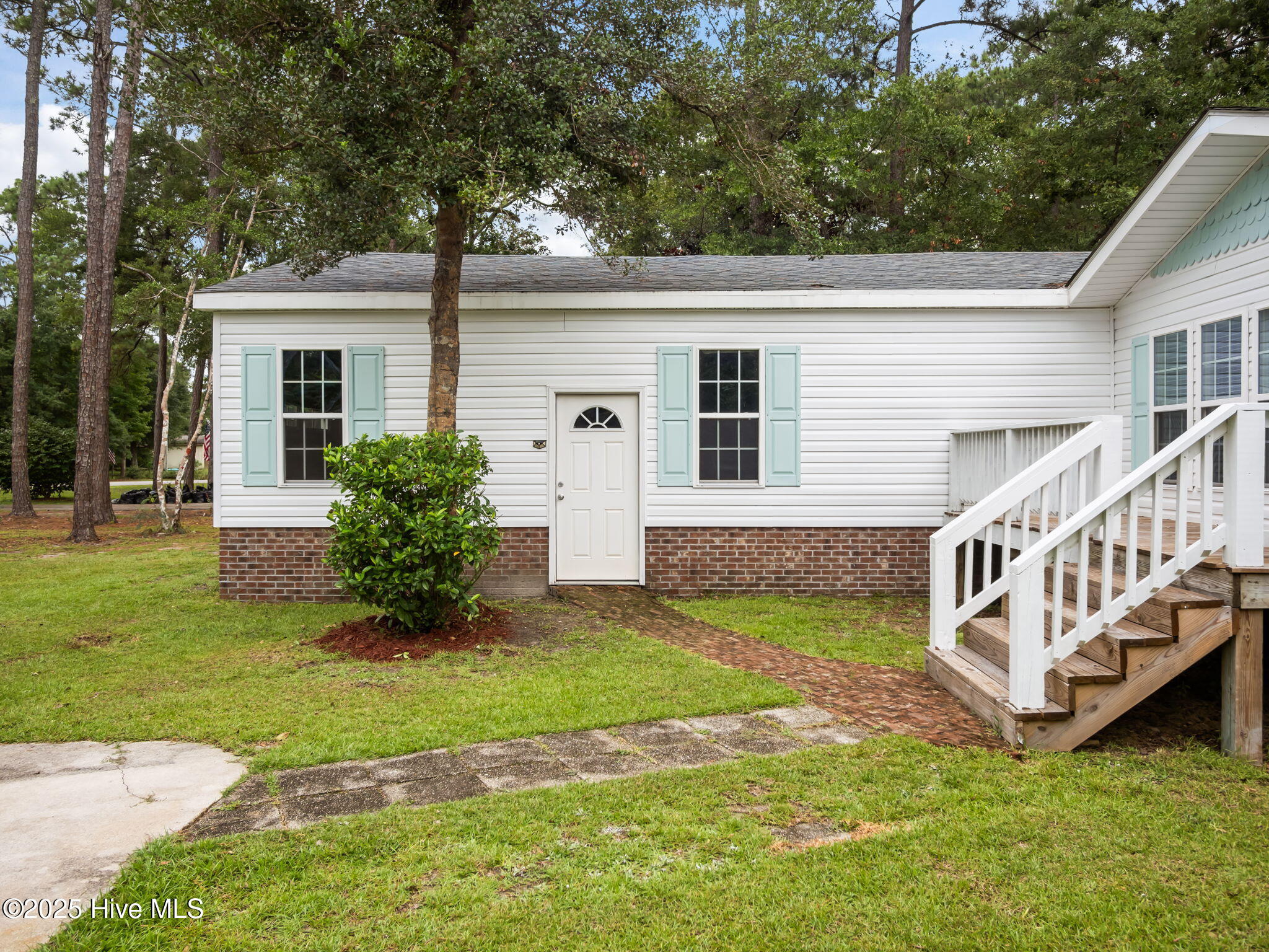 135 Bogue Forest Drive Property Photo 45