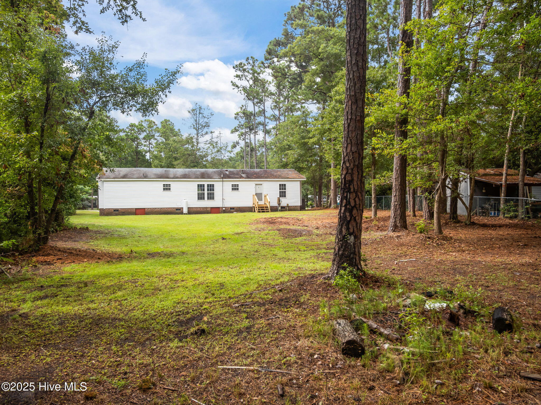 135 Bogue Forest Drive Property Photo 48