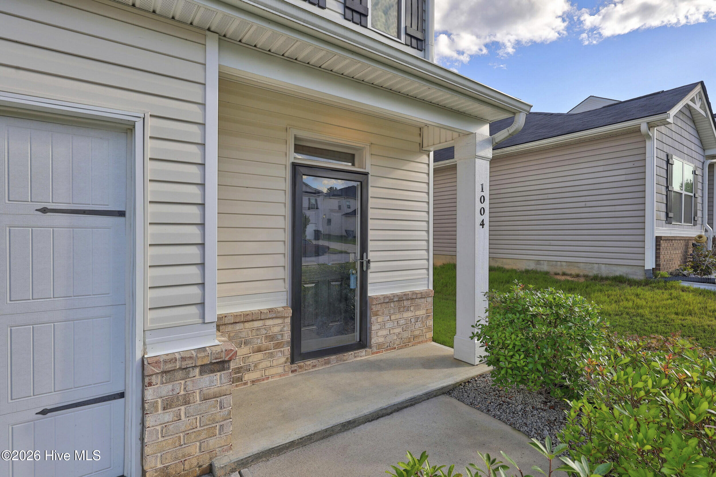 1004 Hay Meadow Drive Property Photo 4