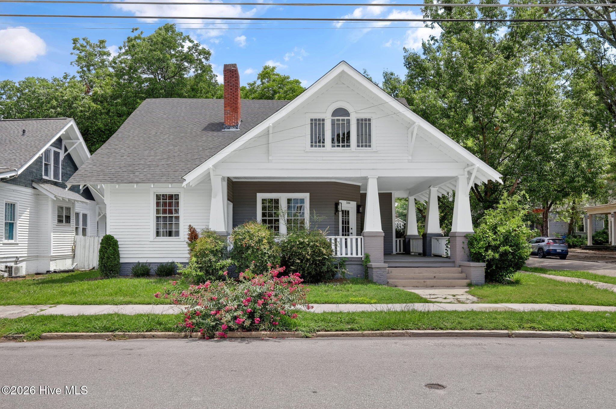 700 Kenan Street W Property Photo 14