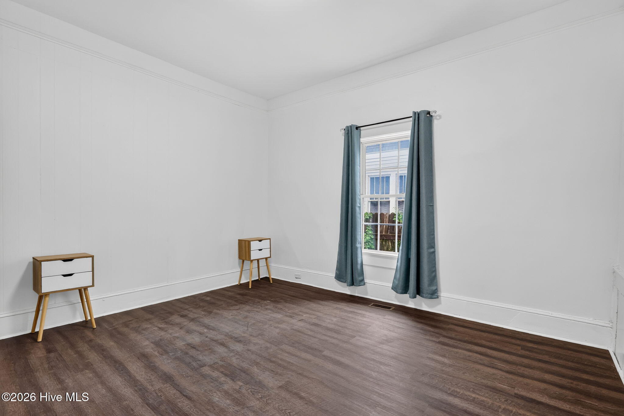 700 Kenan Street W Property Photo 18