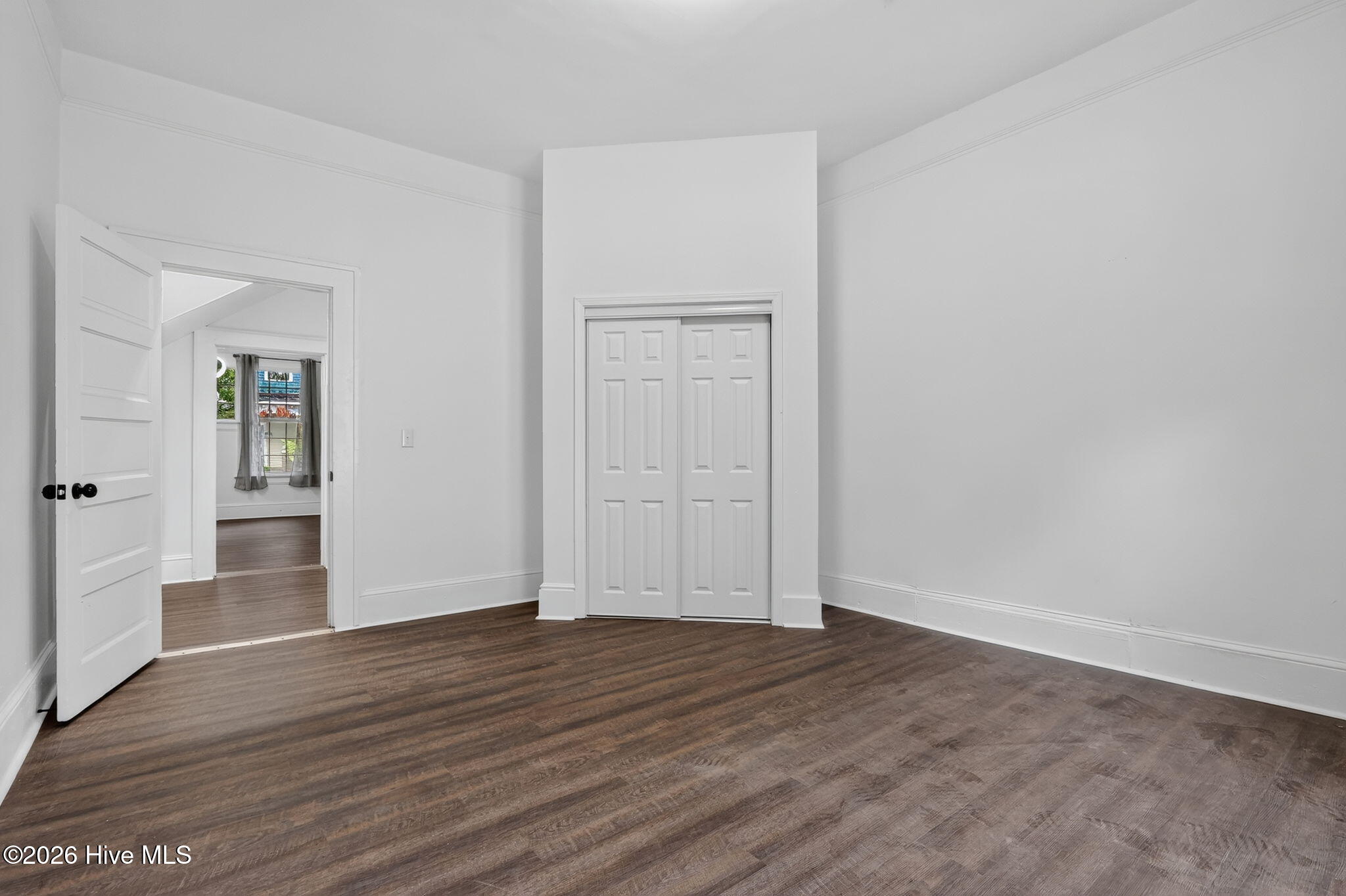 700 Kenan Street W Property Photo 25