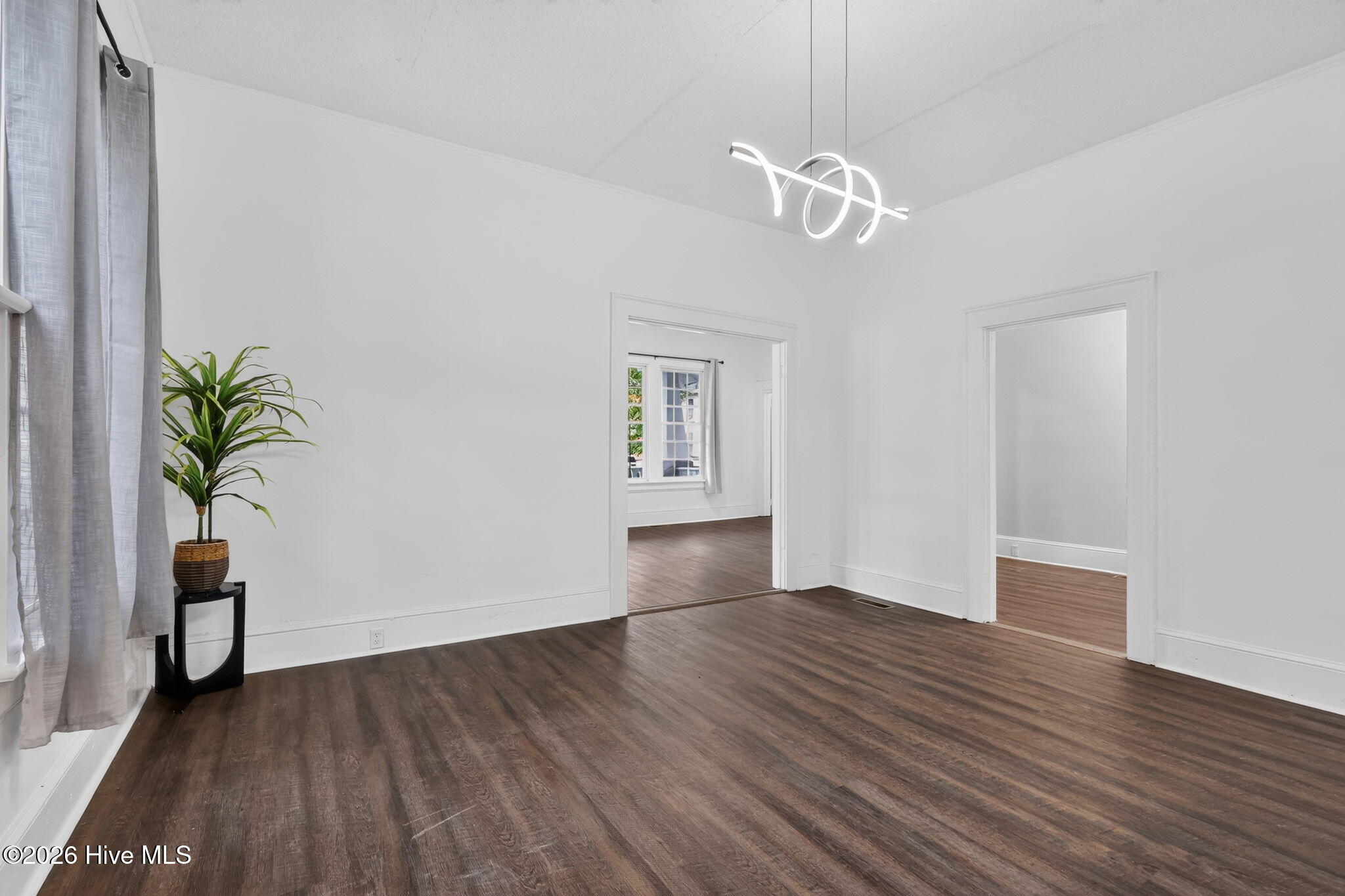 700 Kenan Street W Property Photo 27