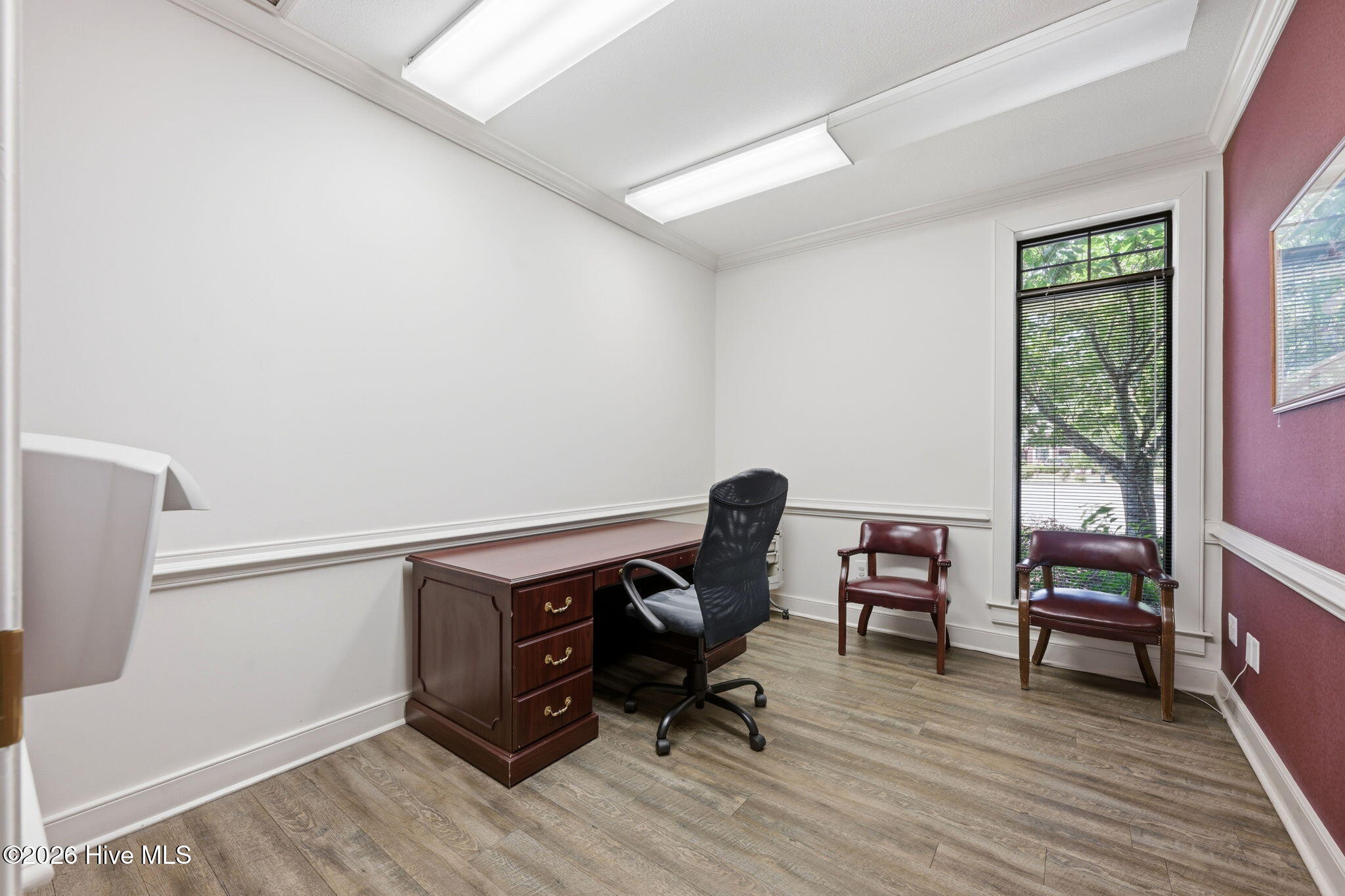 612 Mccarthy Boulevard B Property Photo 38