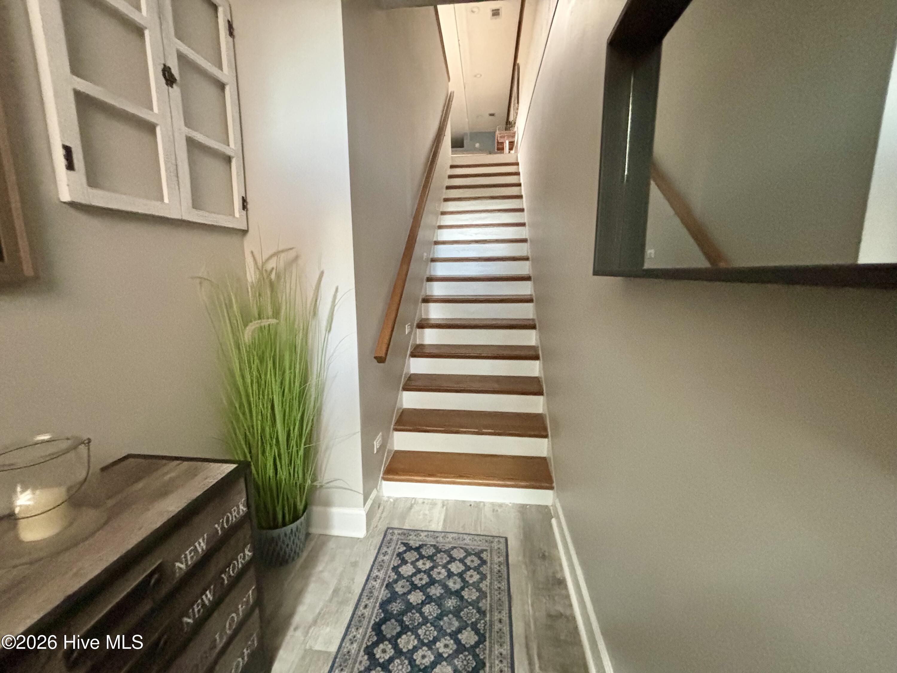 1118 Broad Street B Property Photo 1