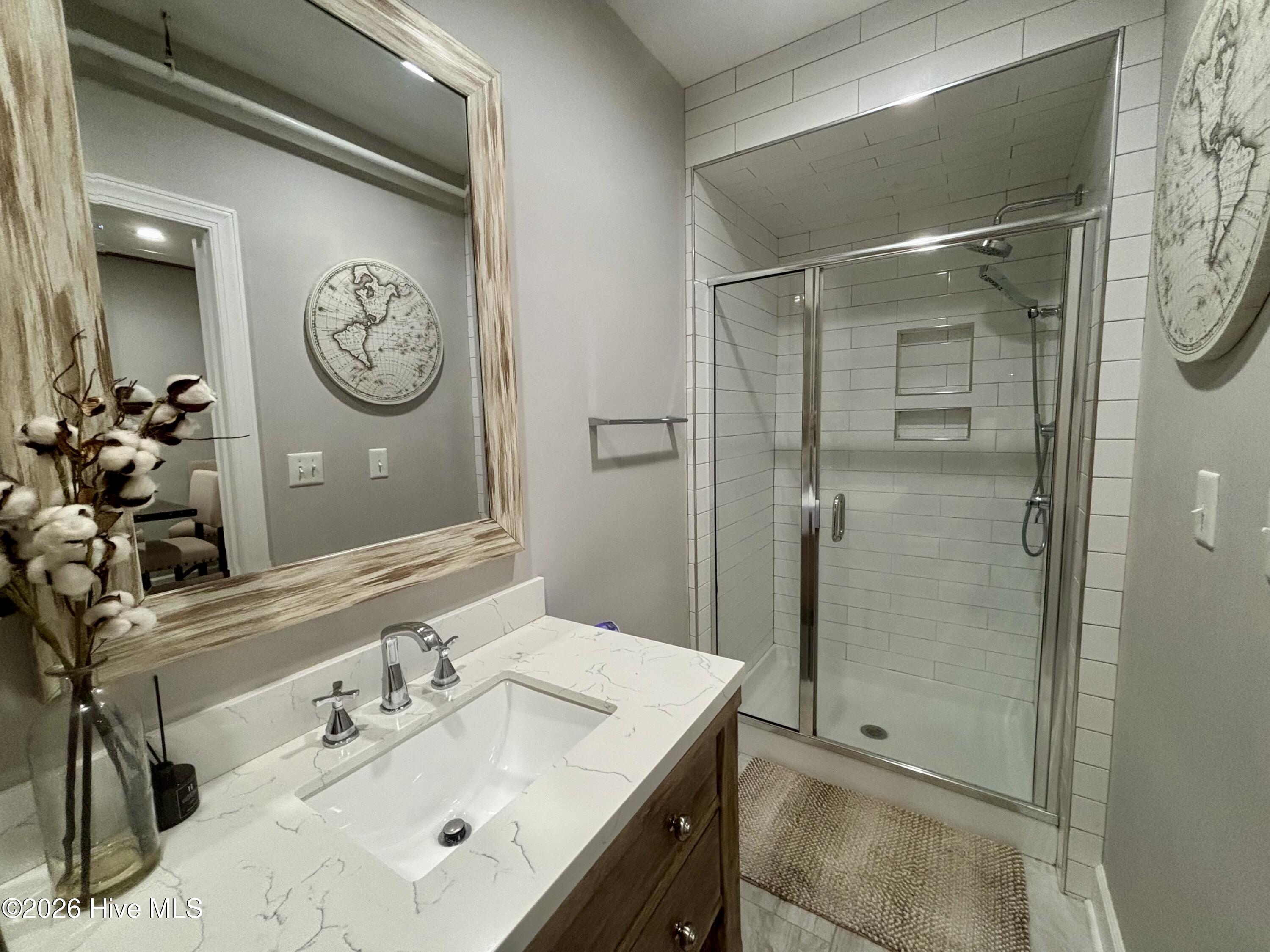 1118 Broad Street B Property Photo 11