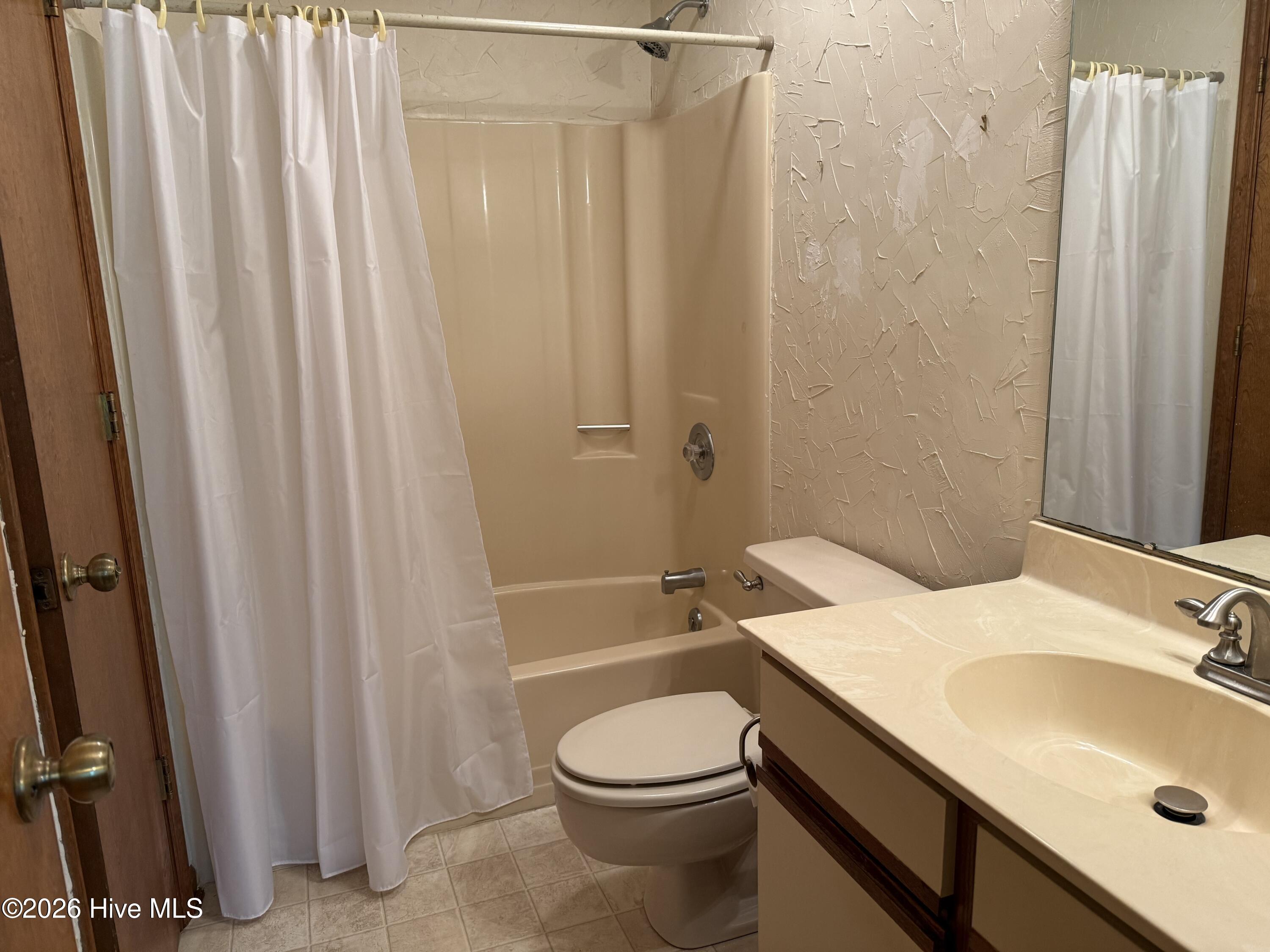 24 Boundaryline Drive Nw Apt G Property Photo 9