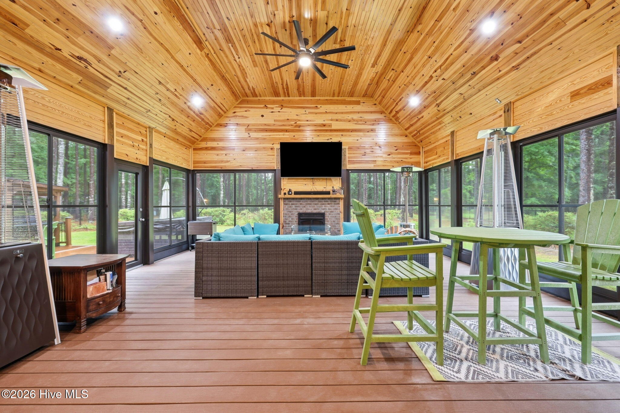 211 Channel Run Property Photo 18