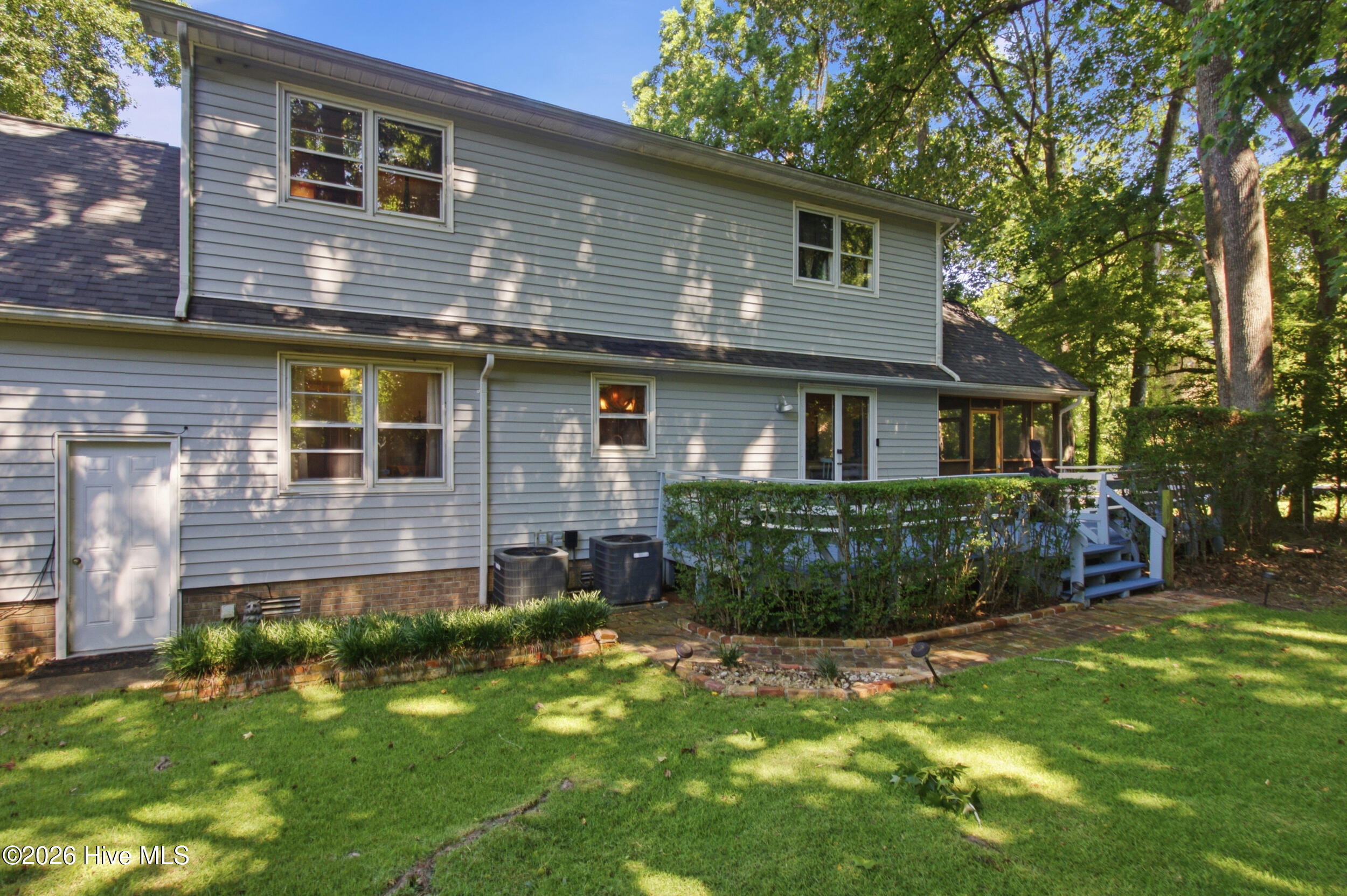 101 Hughes Lane Property Photo 45