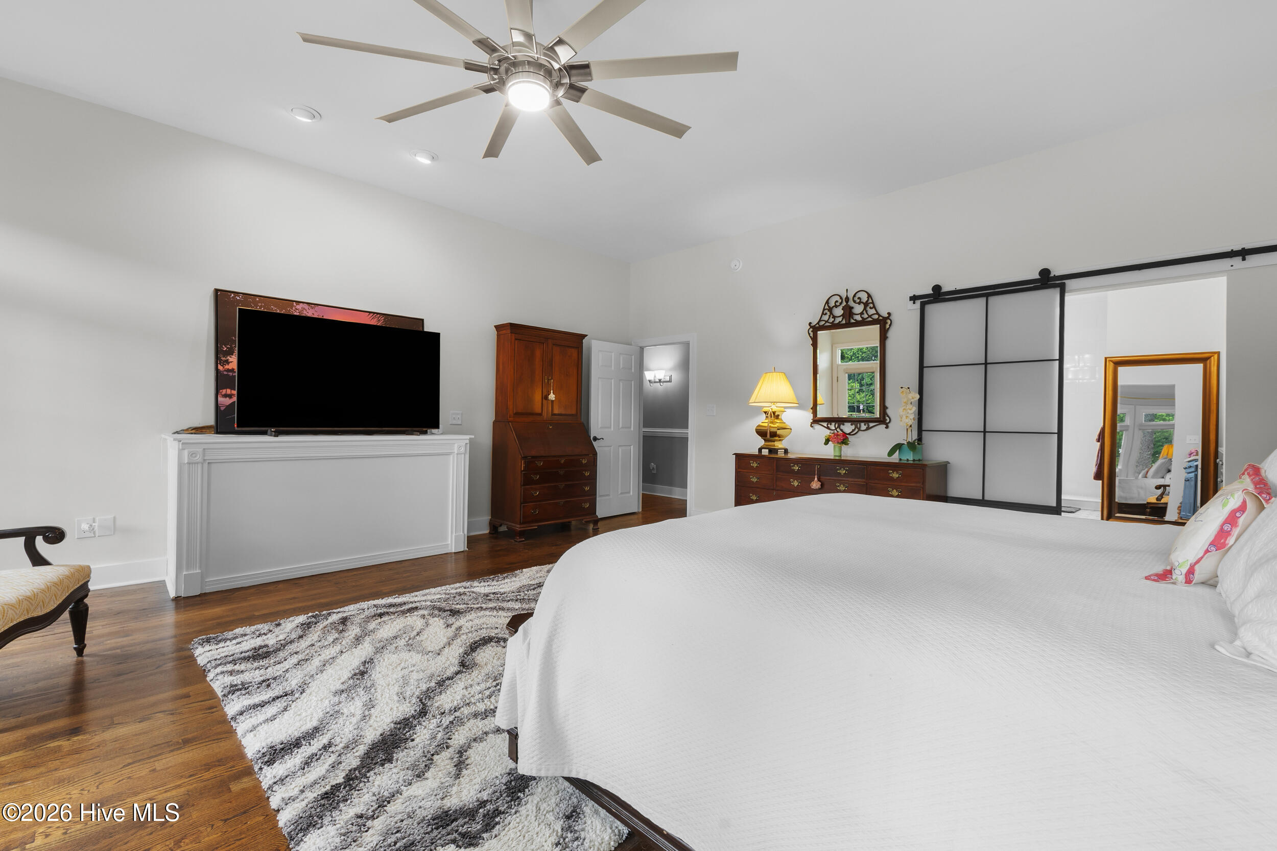 102 Coral Cove Property Photo 16