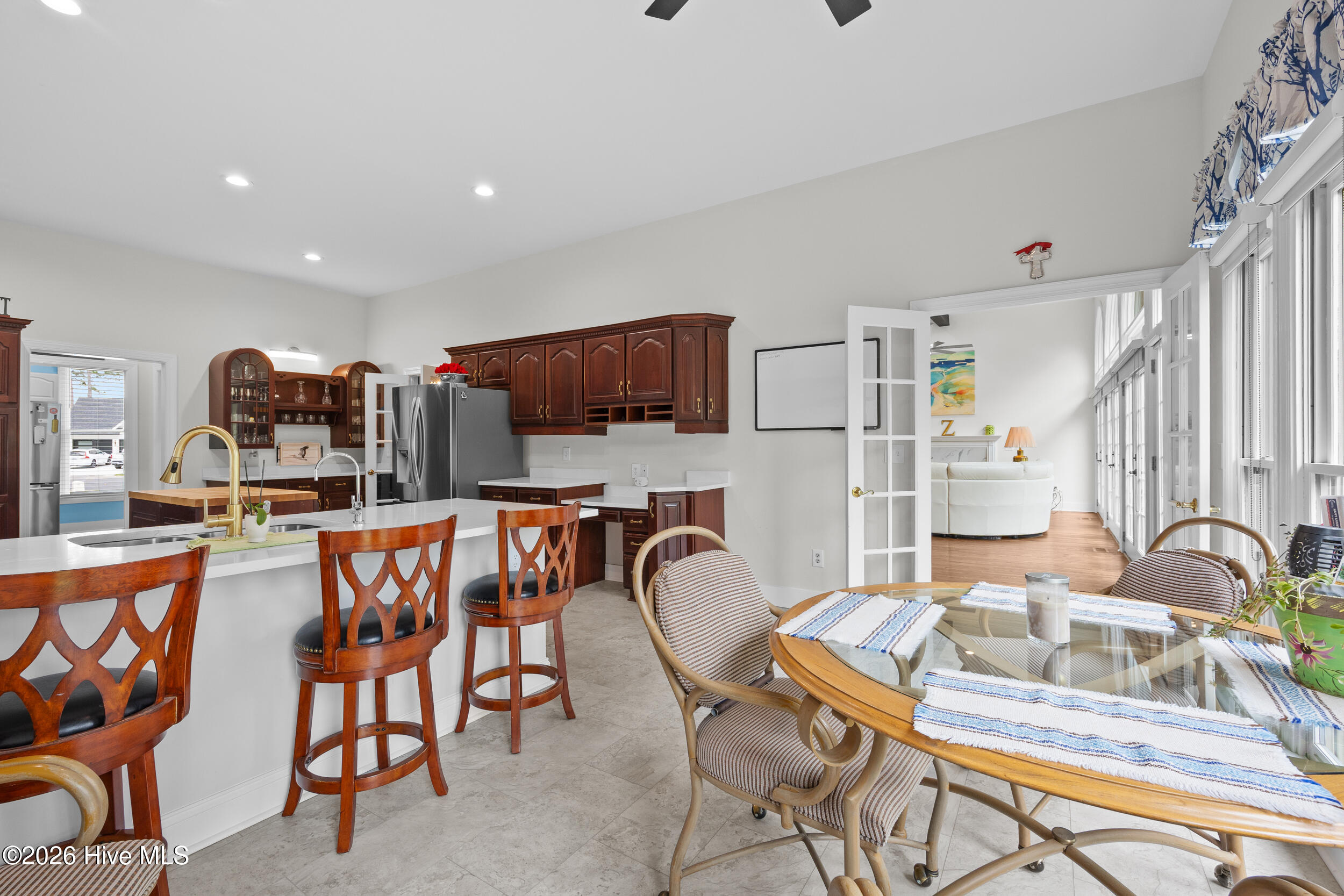 102 Coral Cove Property Photo 28