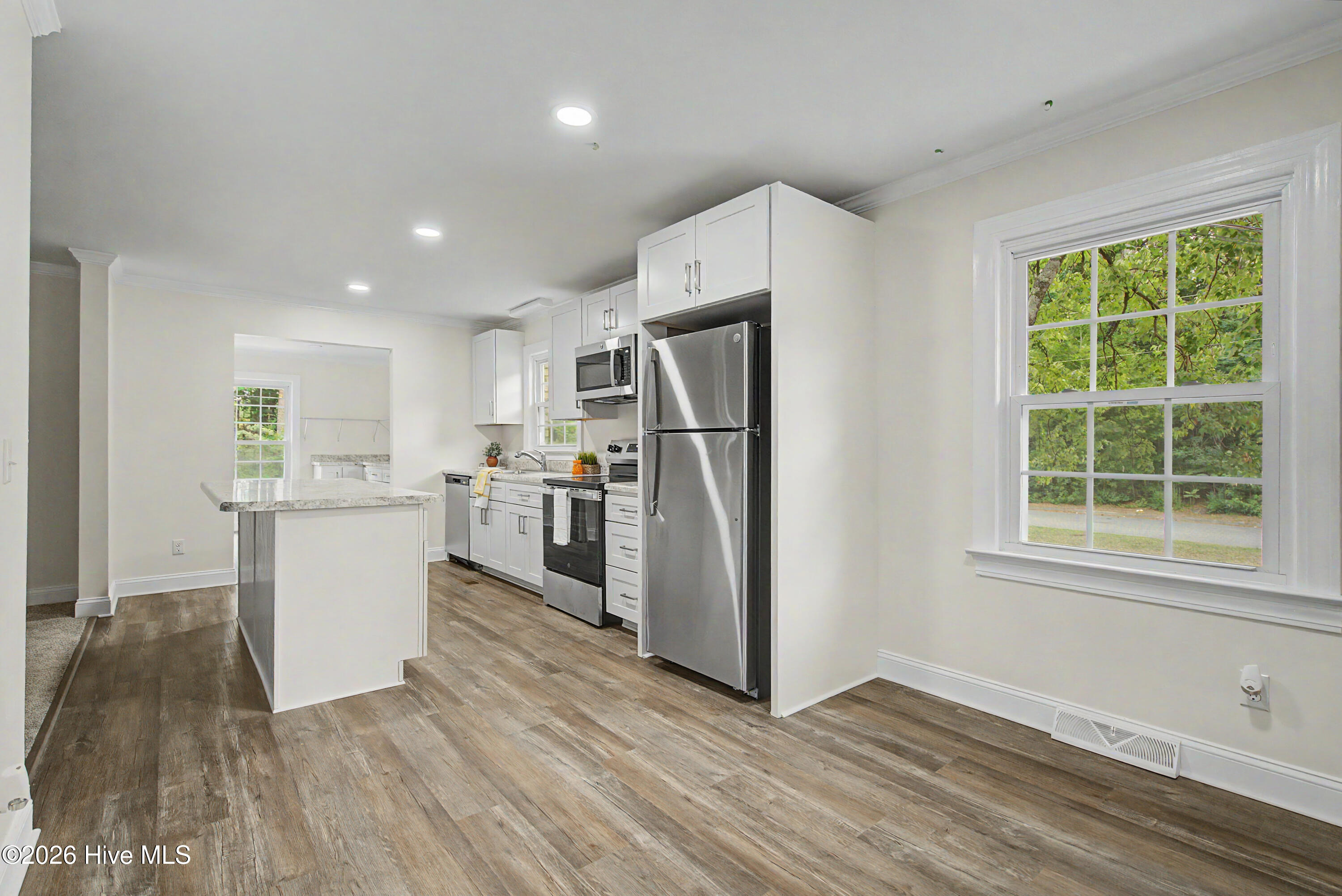 2900 Carey Road Property Photo 4