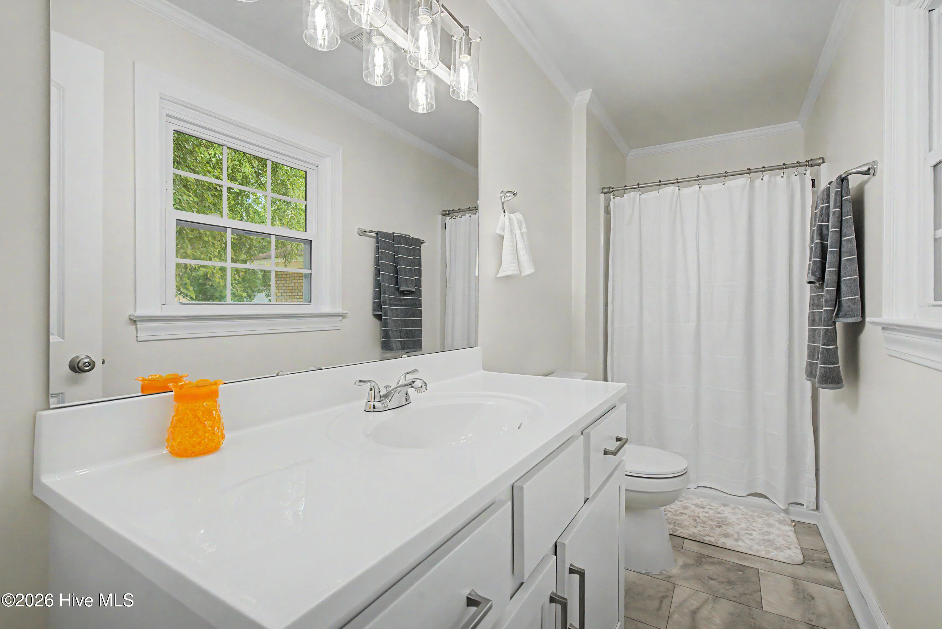 2900 Carey Road Property Photo 13