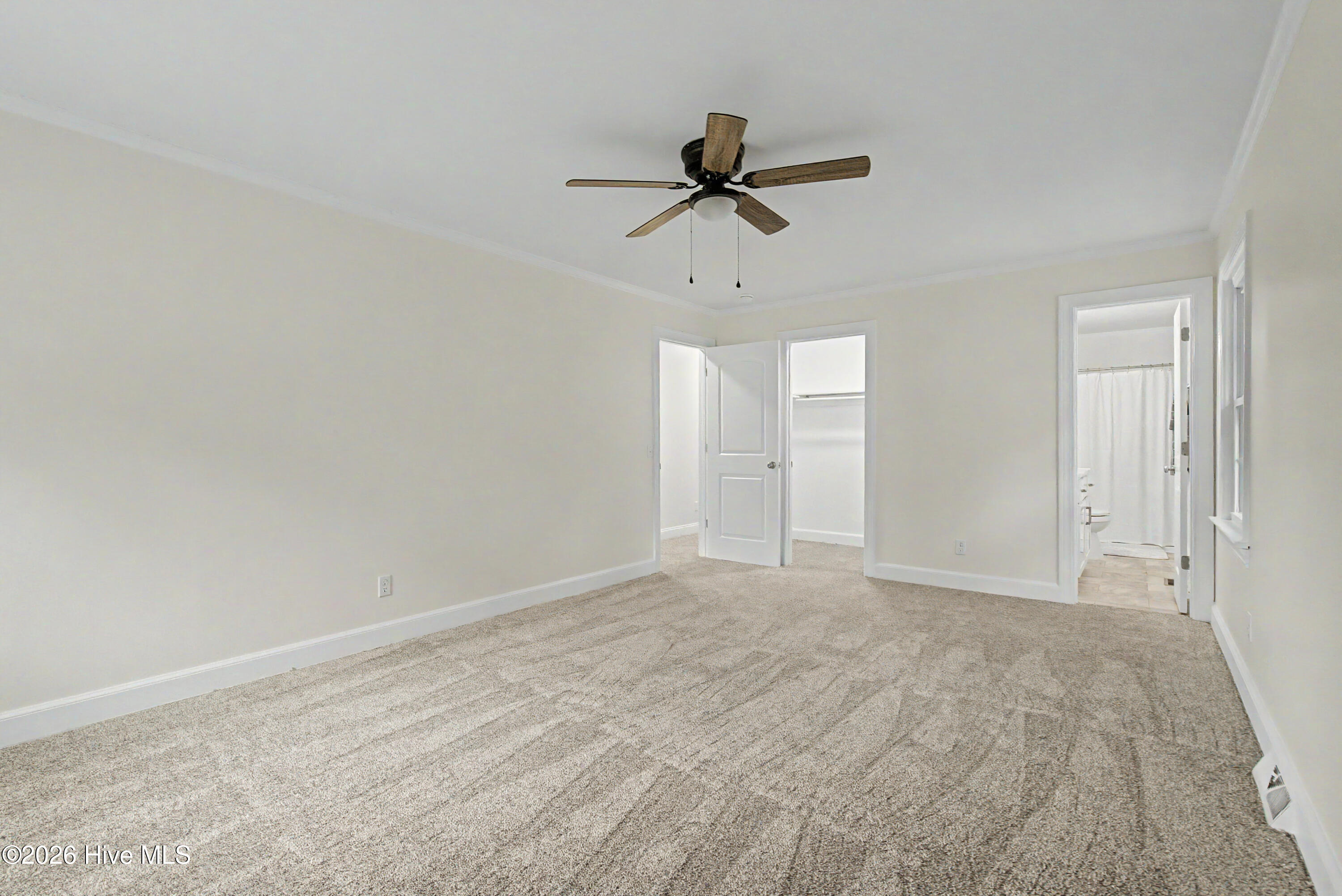 2900 Carey Road Property Photo 16