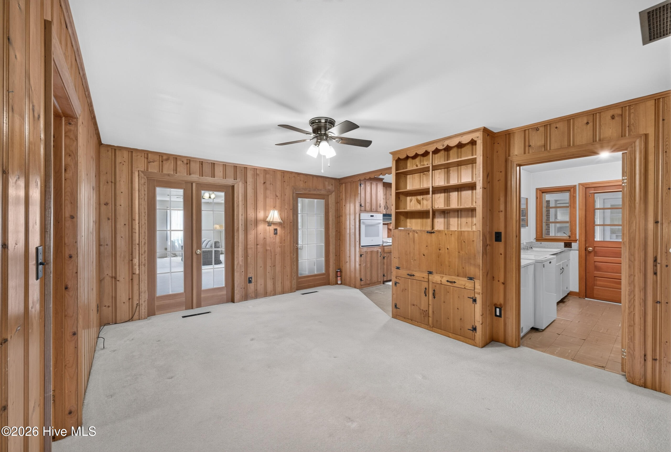 653 Cypress Shores Road Property Photo 33