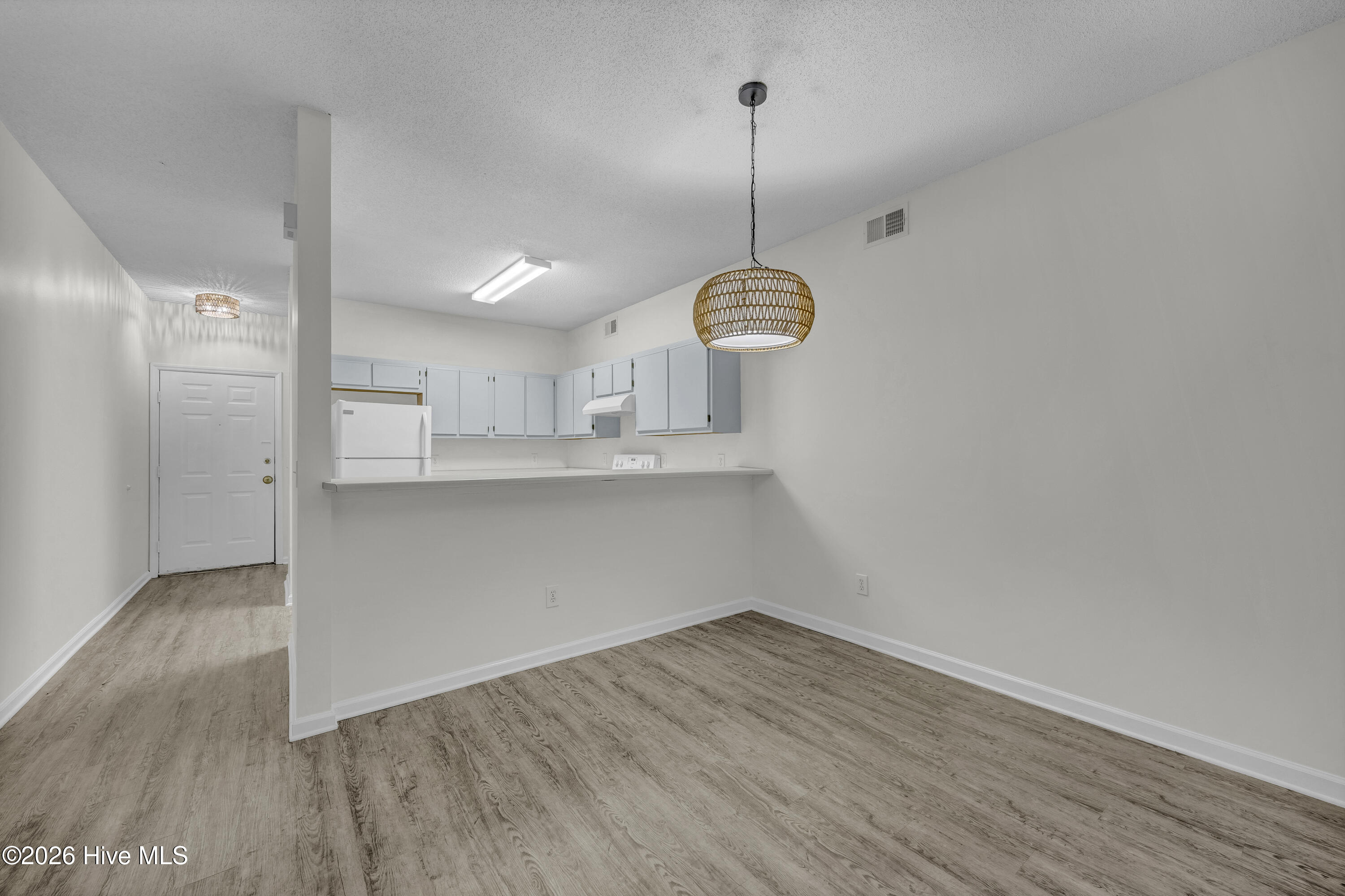 733 Bragg Drive Apt A Property Photo 4