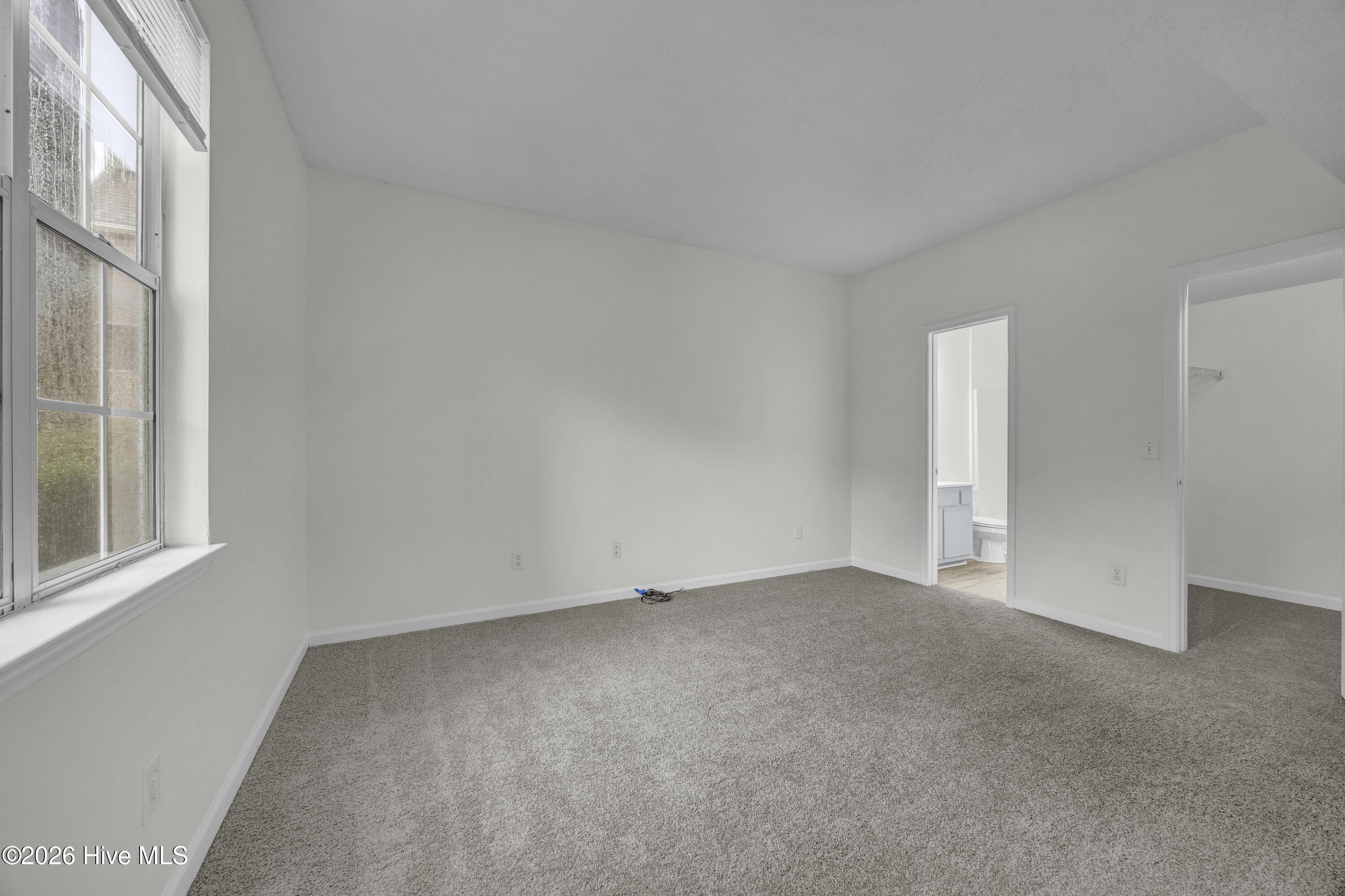 733 Bragg Drive Apt A Property Photo 11