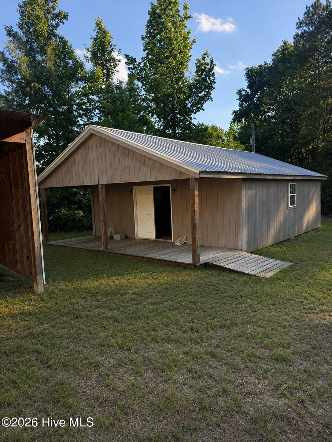 605 Big Woods Road Property Photo 3