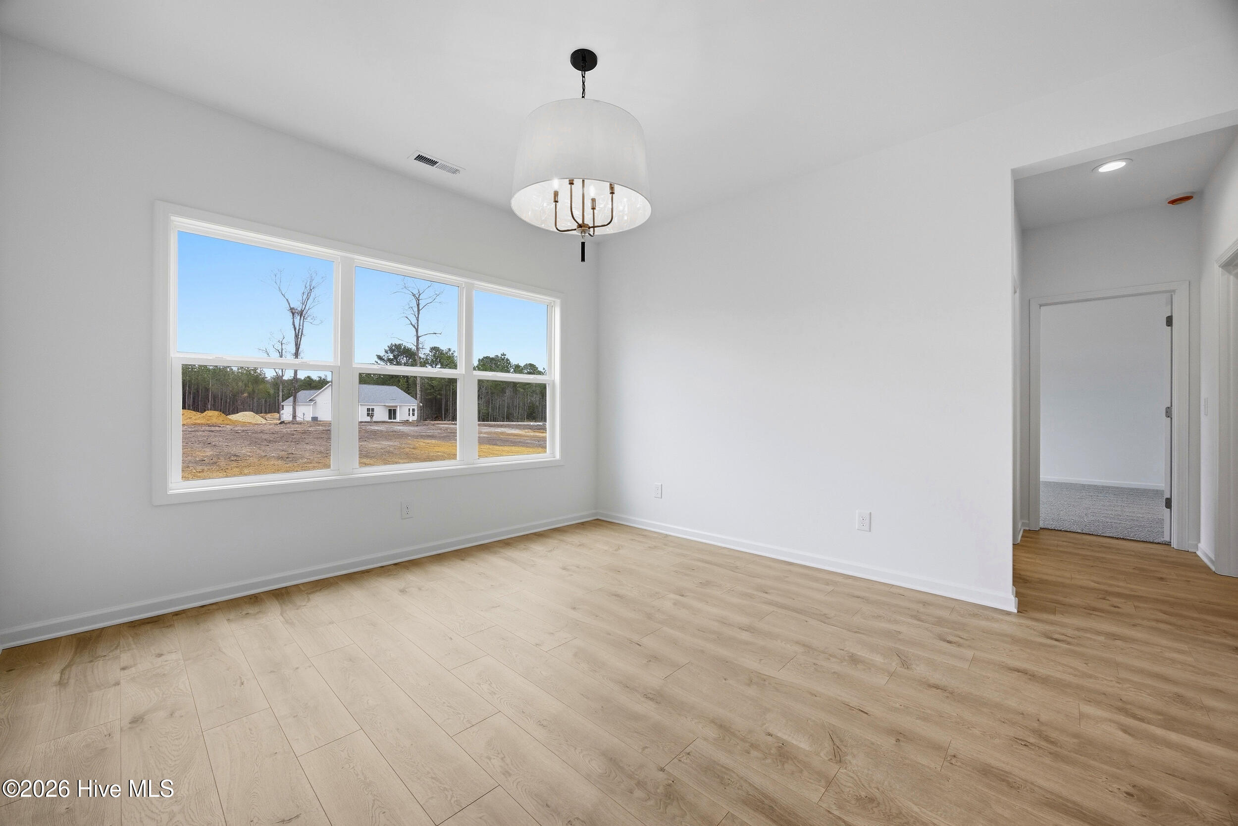 202 E T. Batson Road Property Photo 7