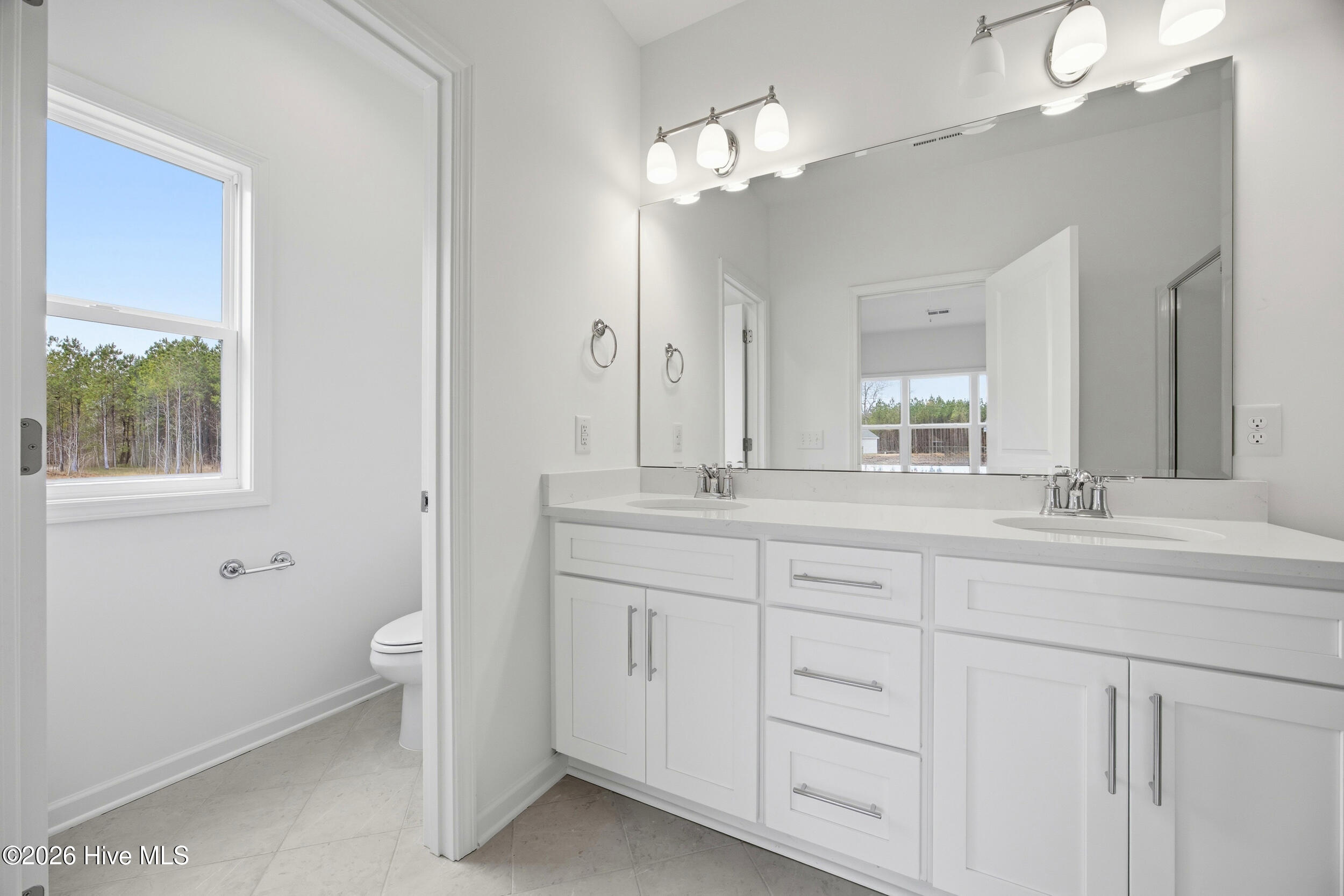 202 E T. Batson Road Property Photo 12