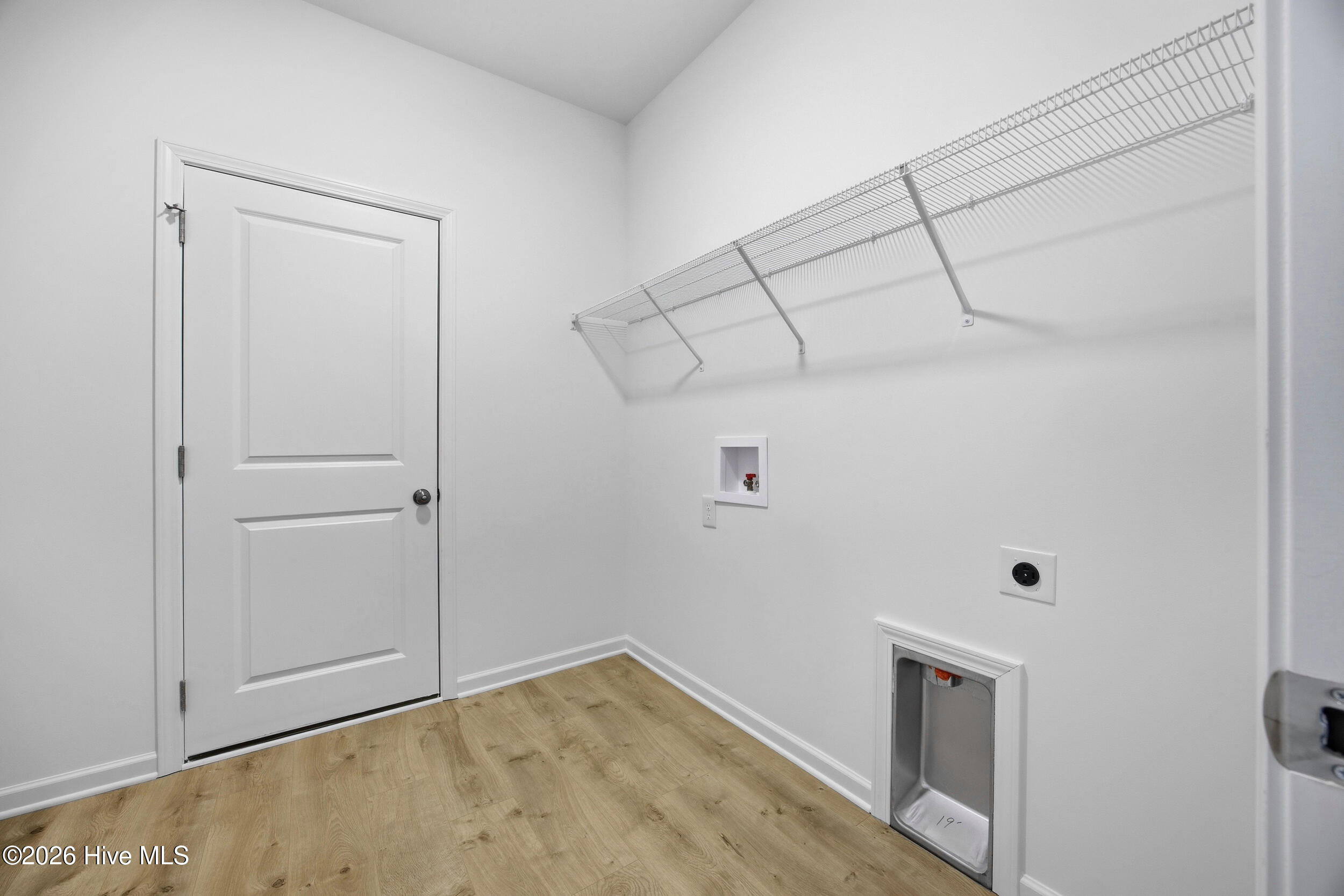 202 E T. Batson Road Property Photo 13