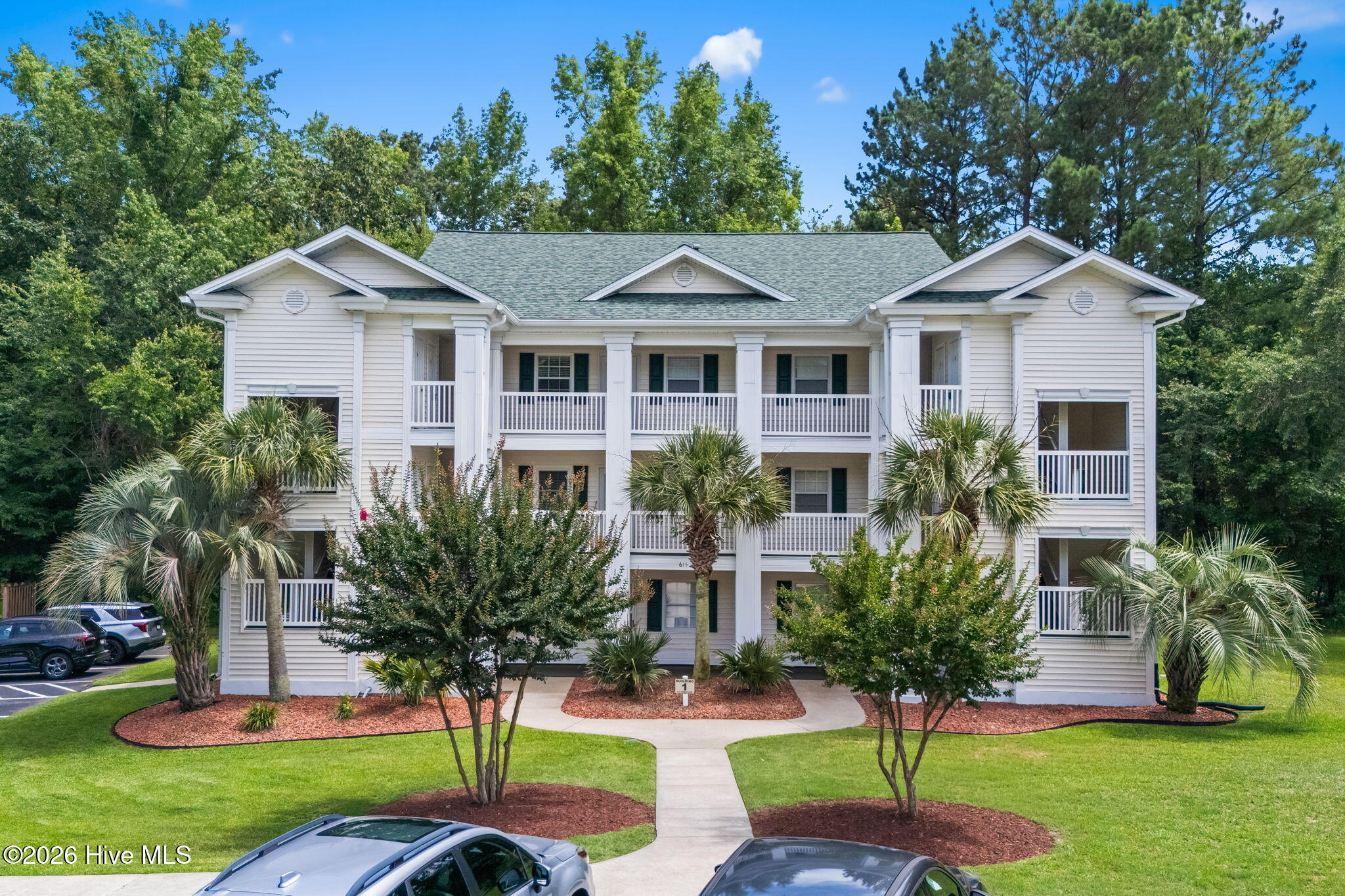 615 Tupelo Lane # 1-i Property Photo 1