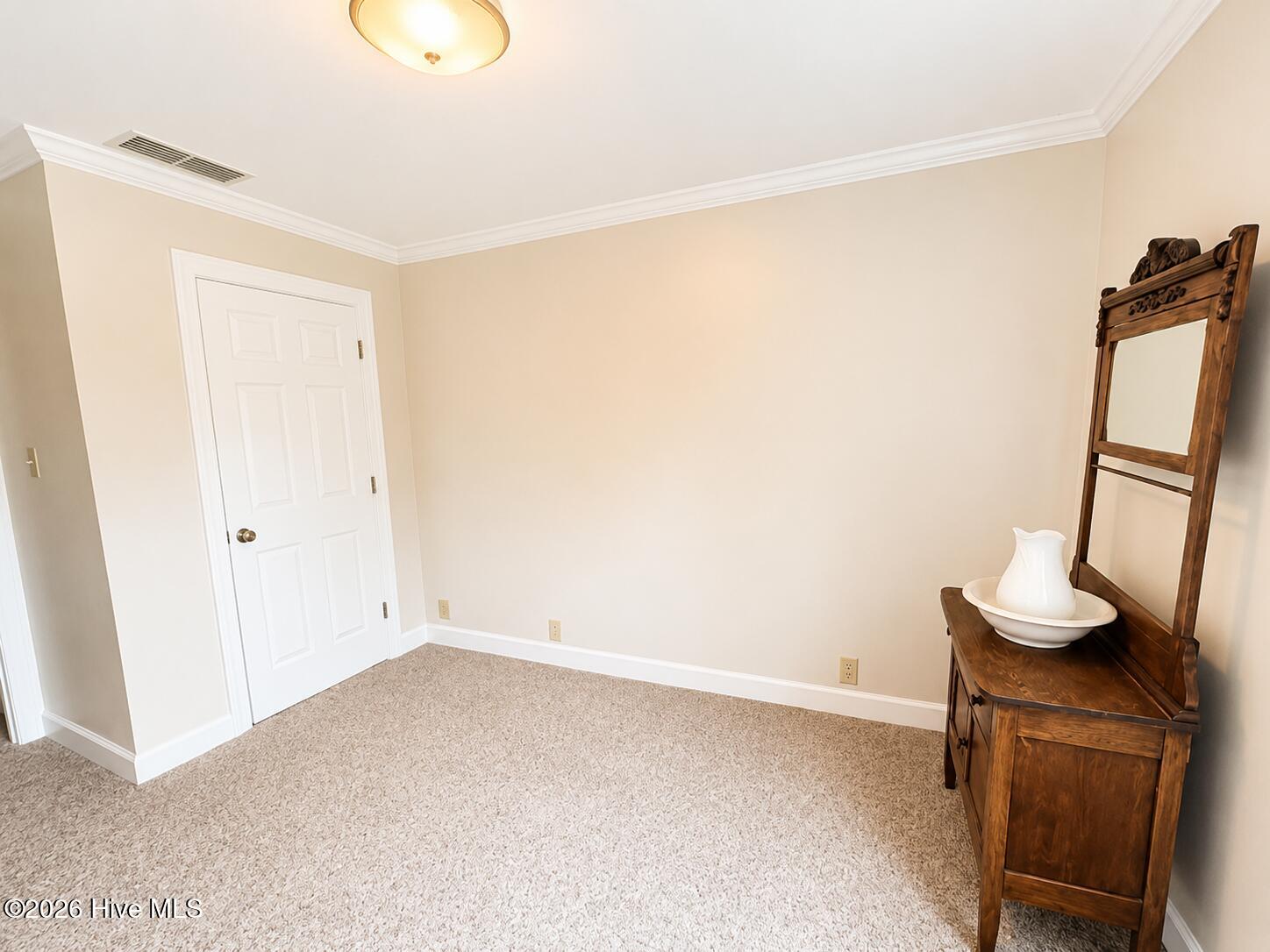 701 Edgewood Drive Property Photo 20