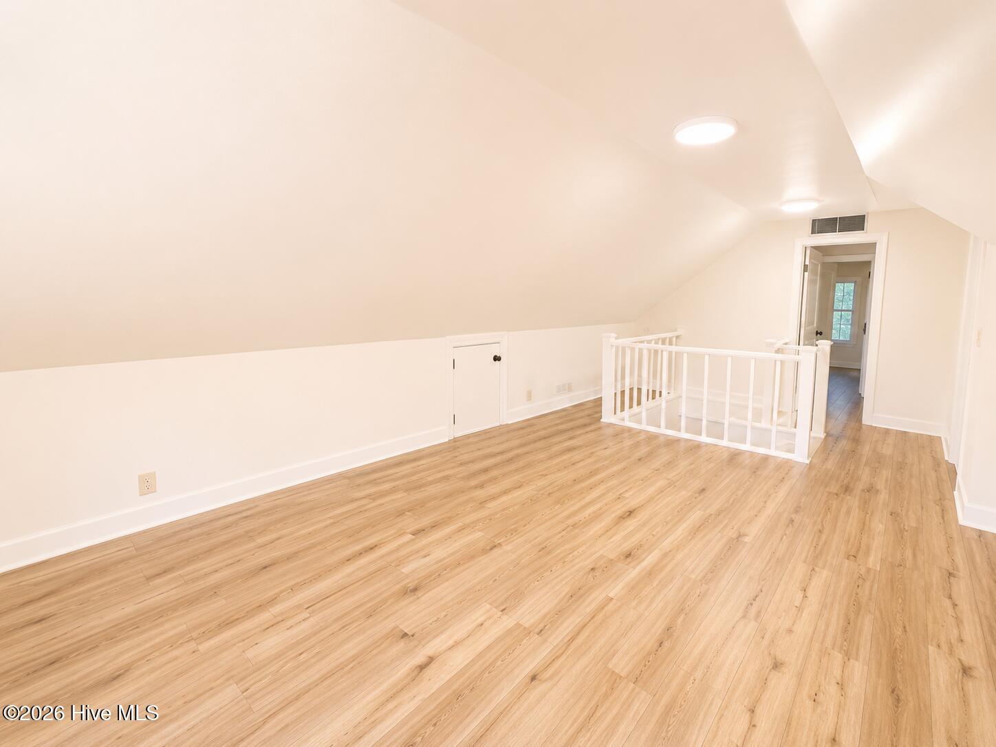 701 Edgewood Drive Property Photo 27