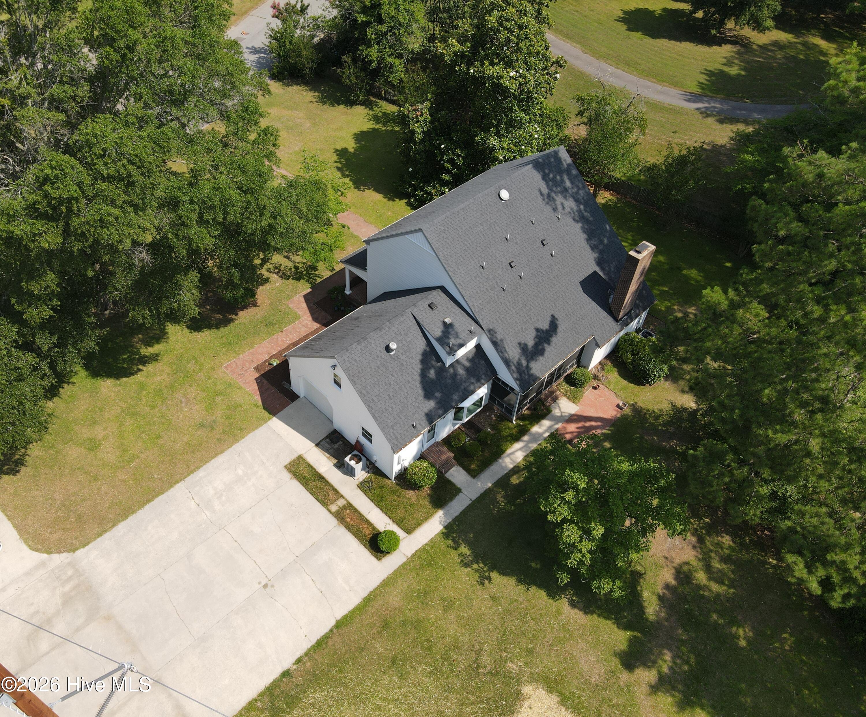 701 Edgewood Drive Property Photo 32