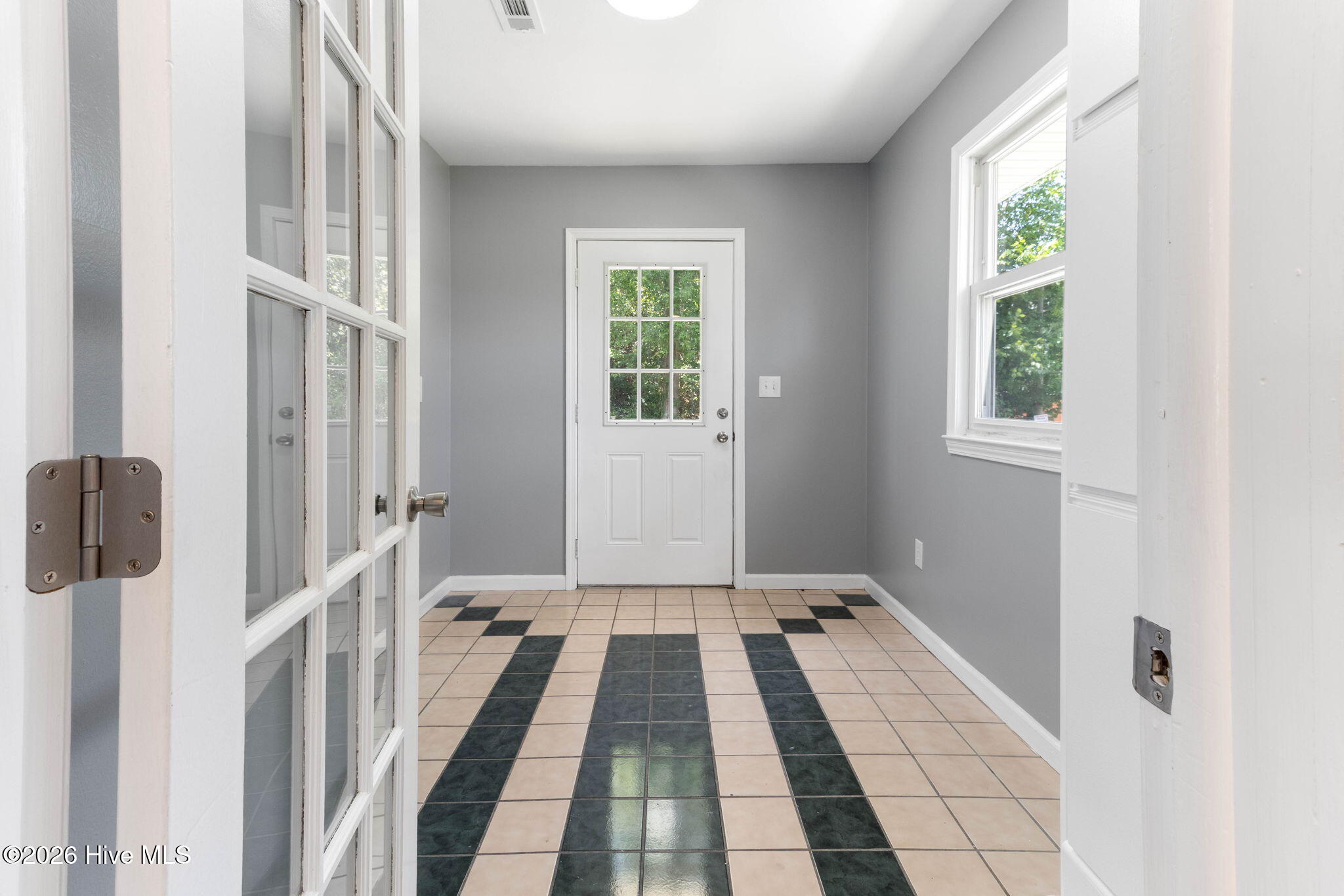 108 Mcnatt Street Property Photo 5