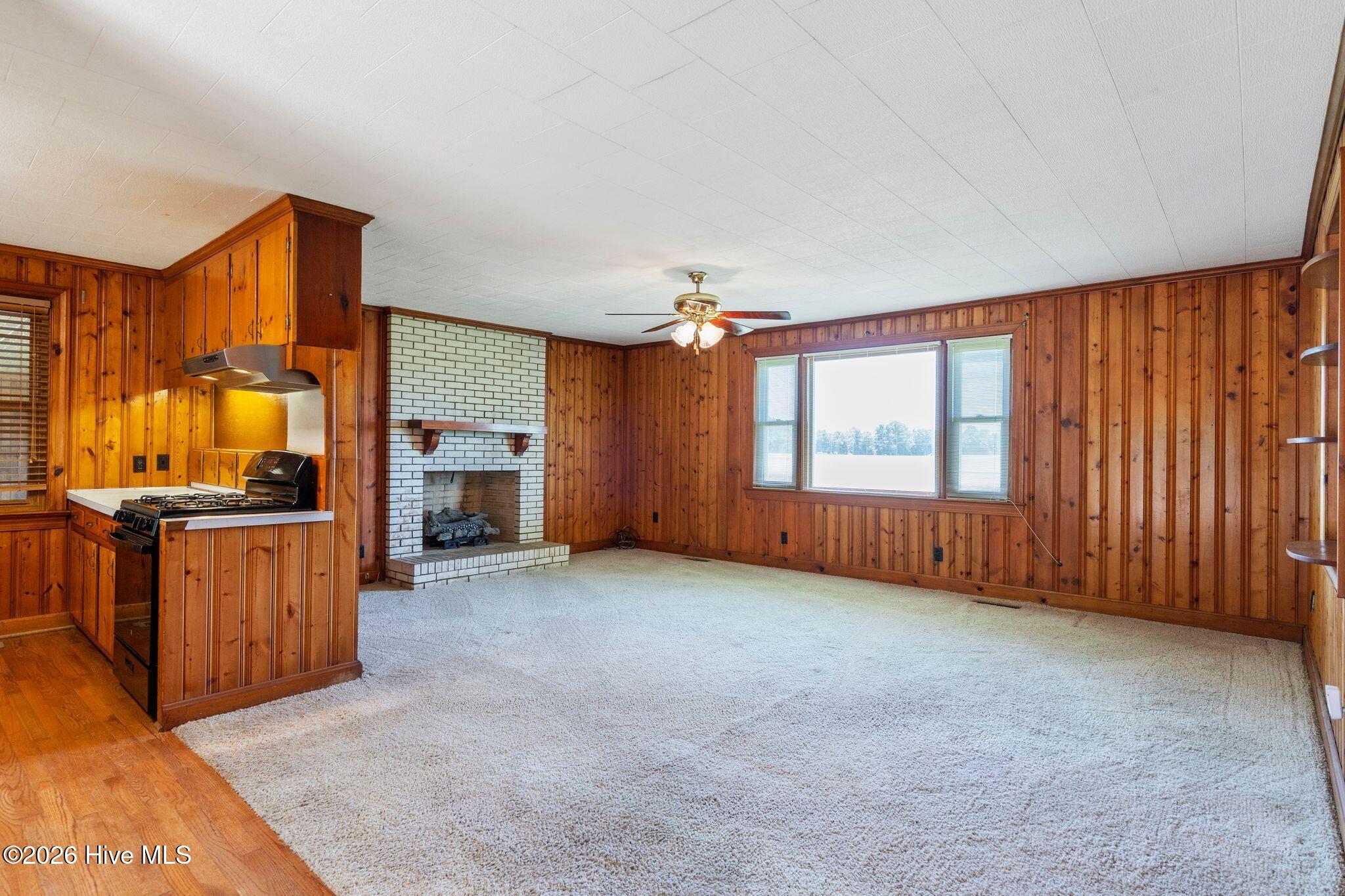 170 William Pearce Road Property Photo 4