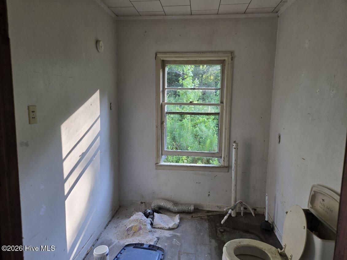 140 Middle Street Property Photo 12