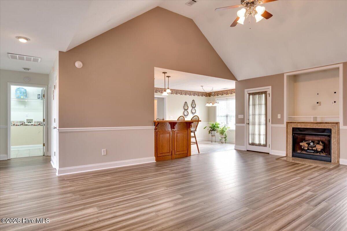 861 Murrah Road Property Photo 7