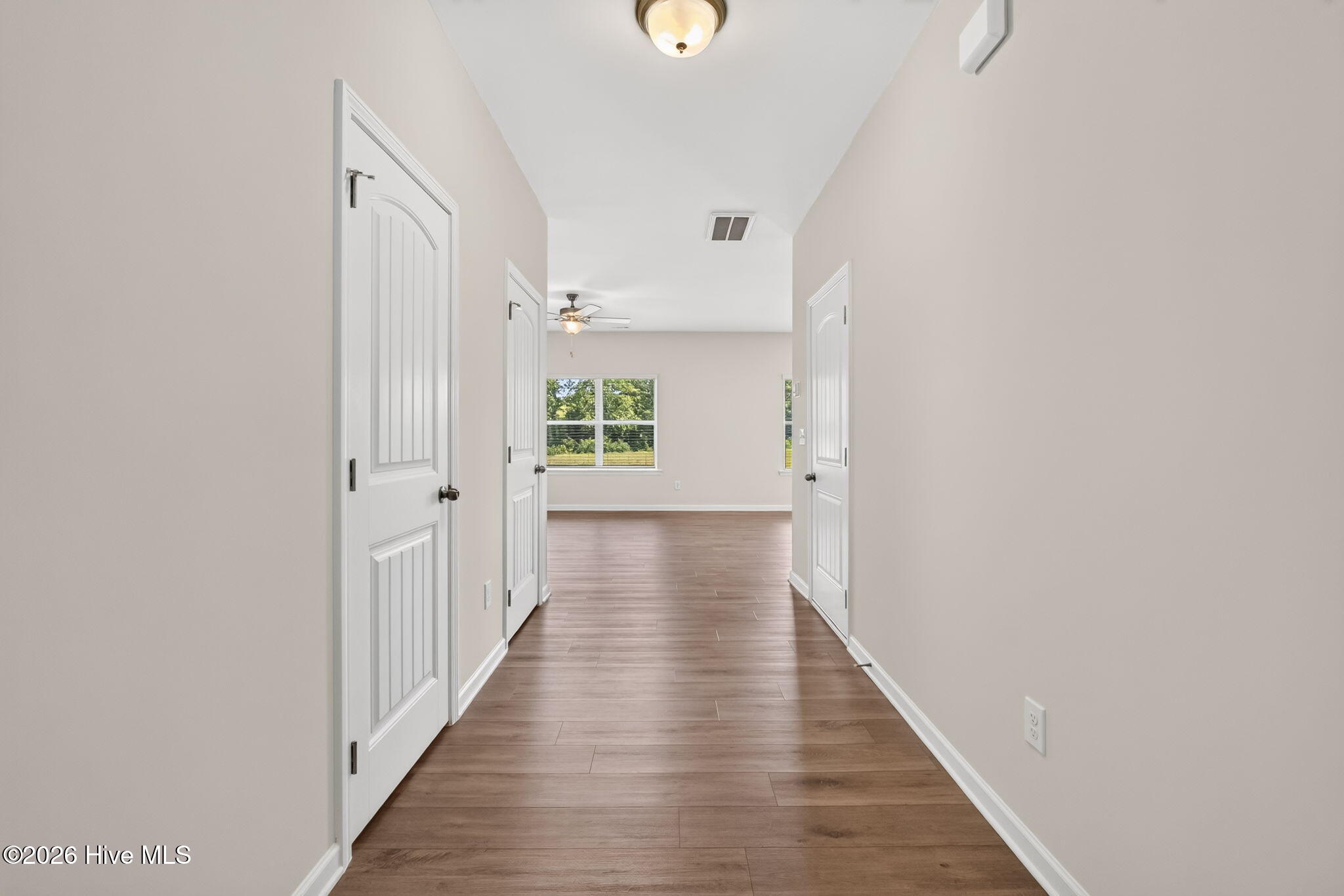122 Continental Lane Property Photo 3