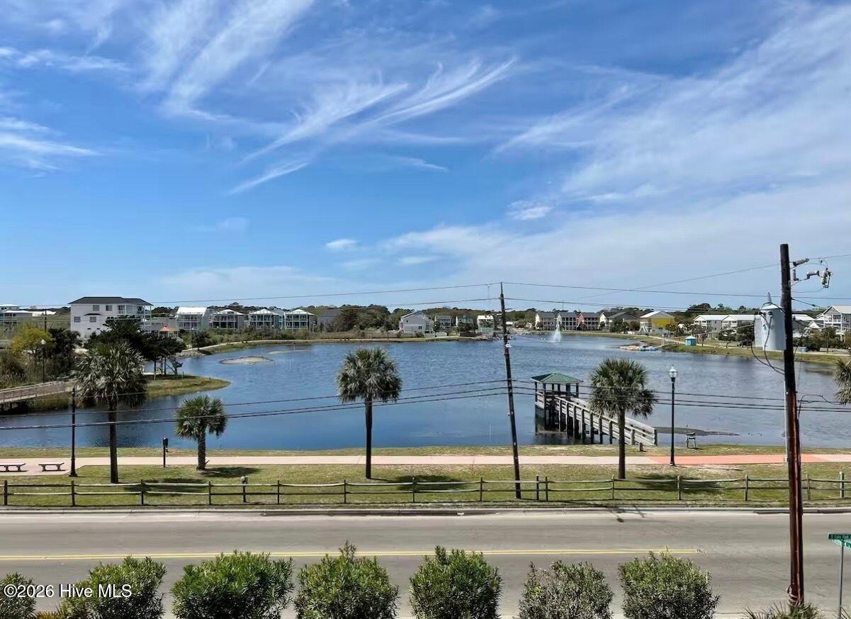 600 S Carolina Beach Avenue S 2f Property Photo 2