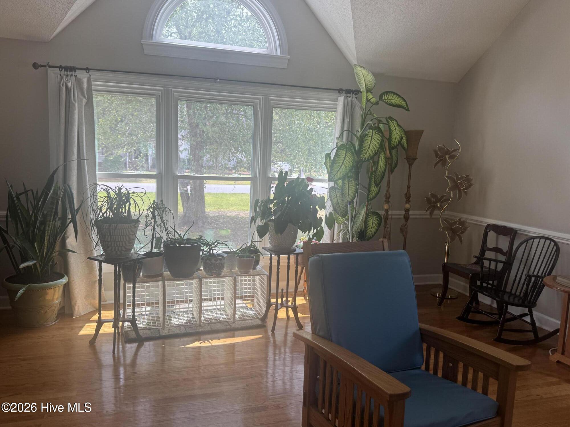 127 Squire Drive Property Photo 16