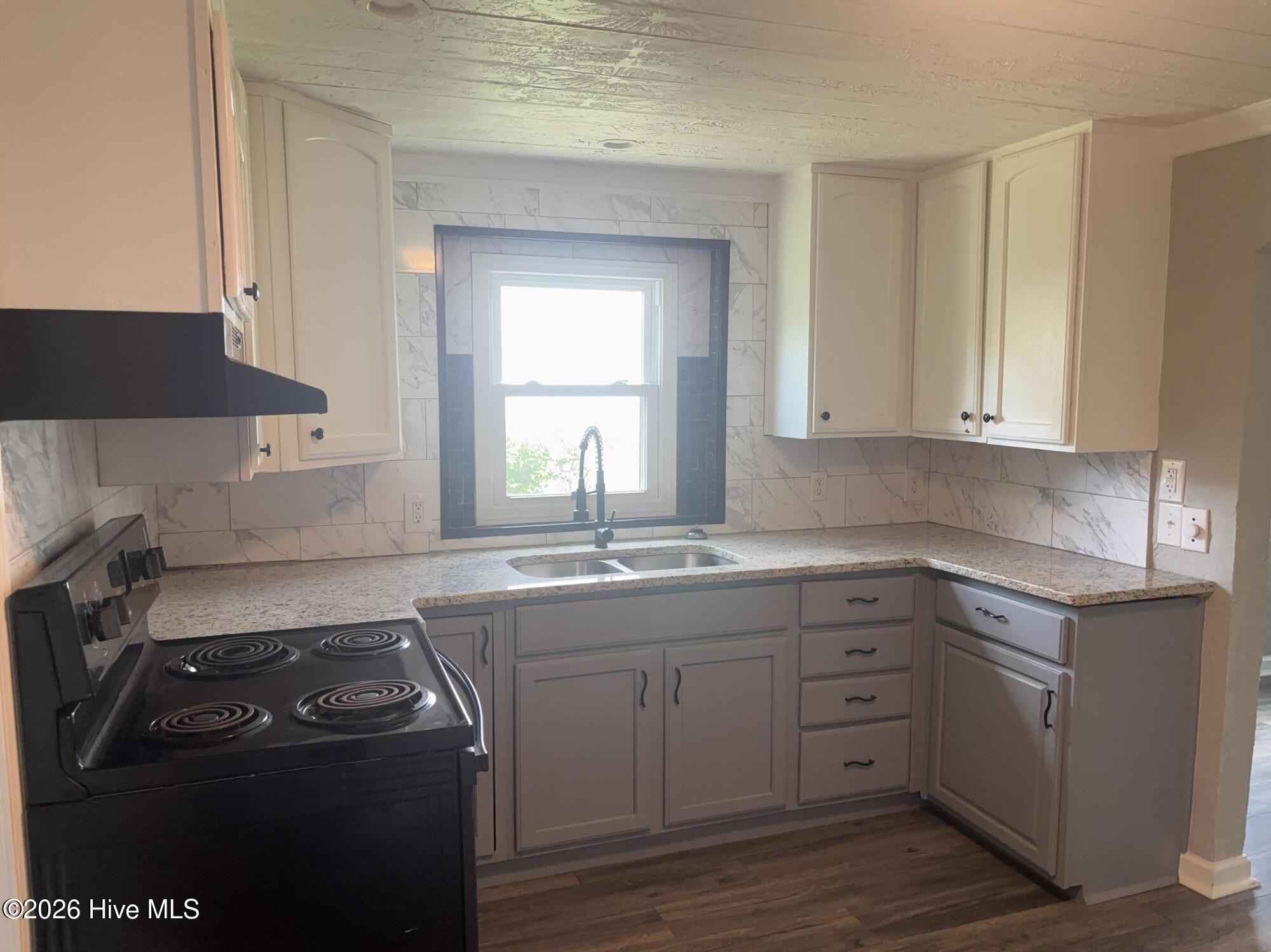 2105 Stevens Road Property Photo 5