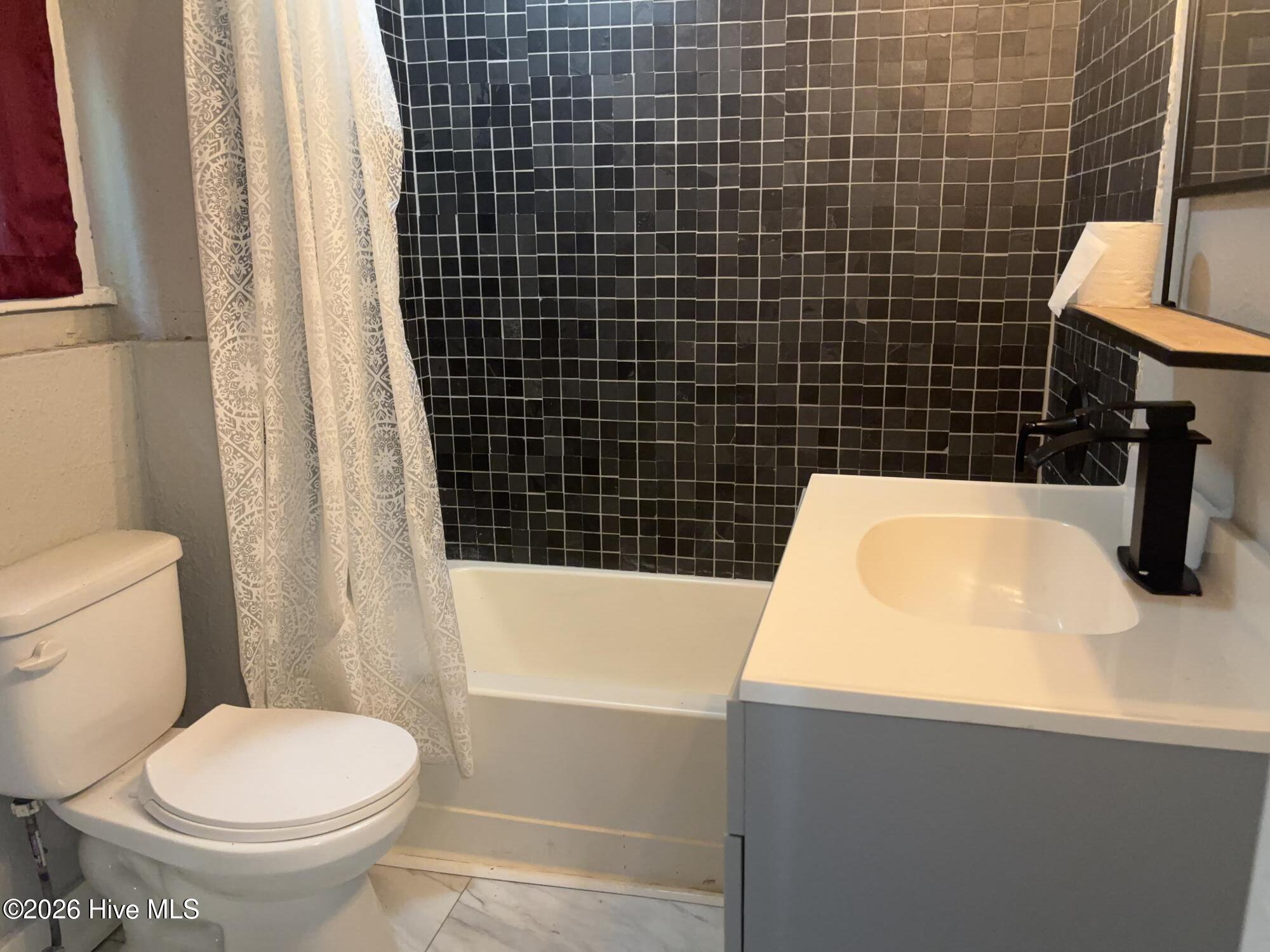 2105 Stevens Road Property Photo 6