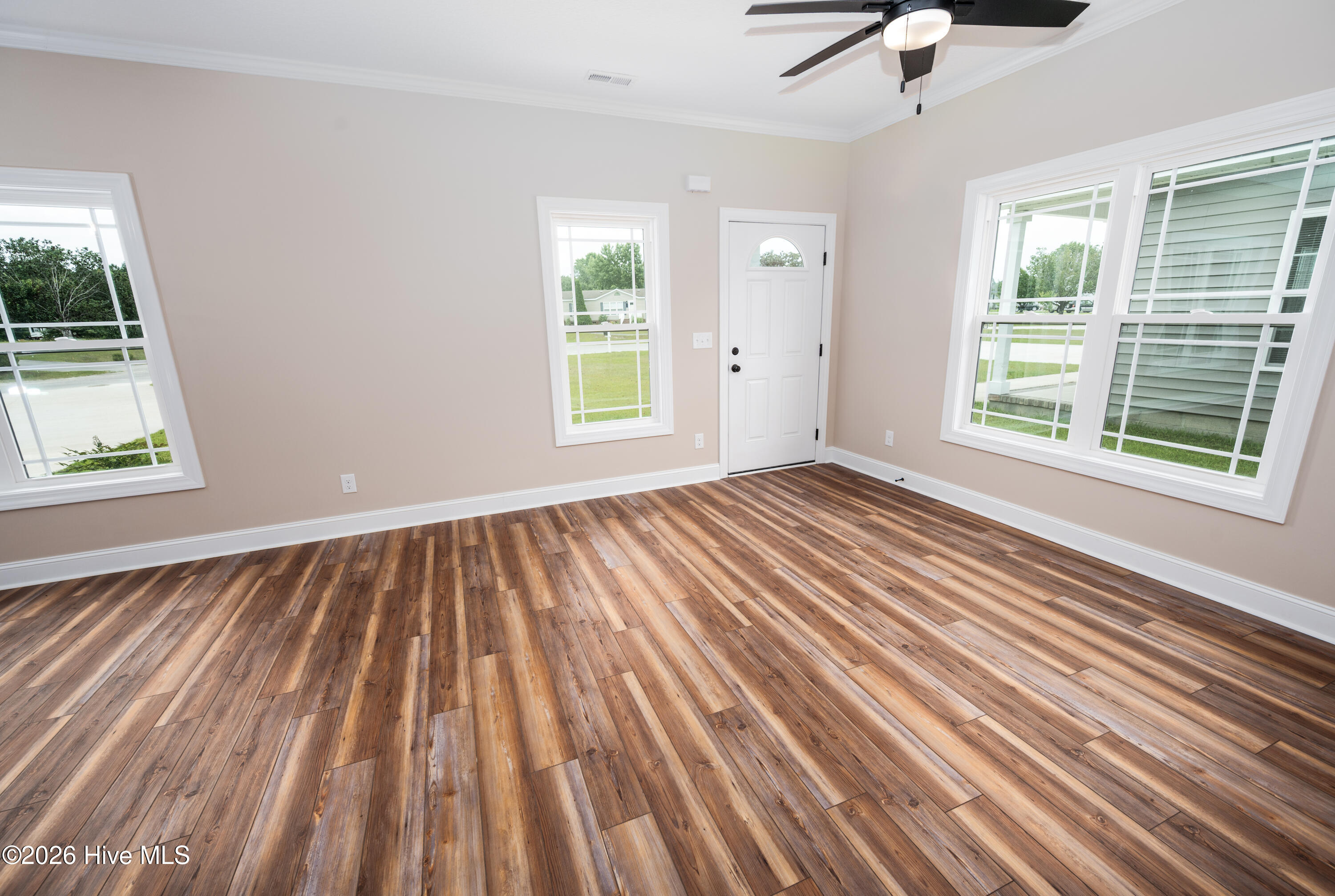 130 Macdonald Boulevard Property Photo 3