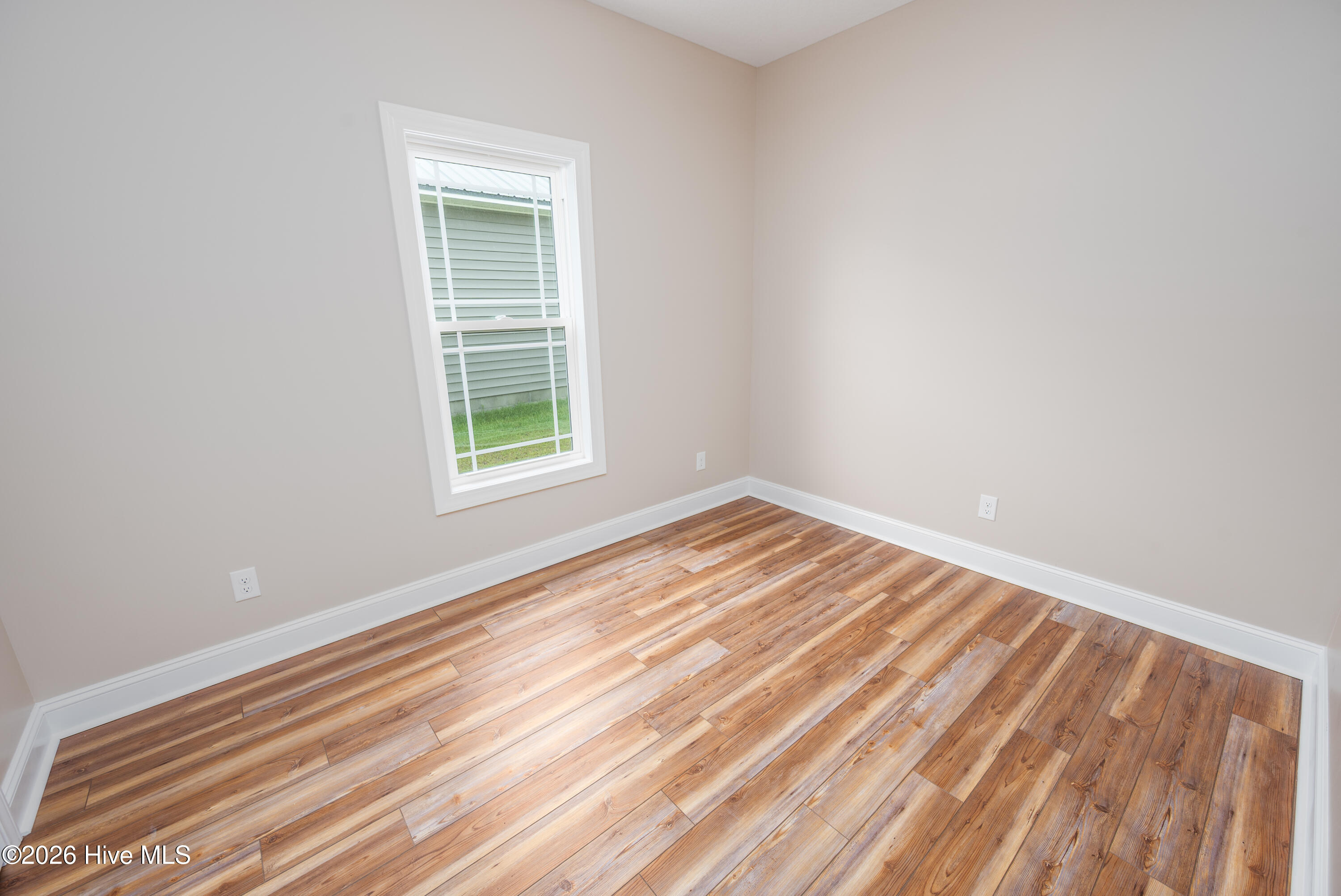 130 Macdonald Boulevard Property Photo 7