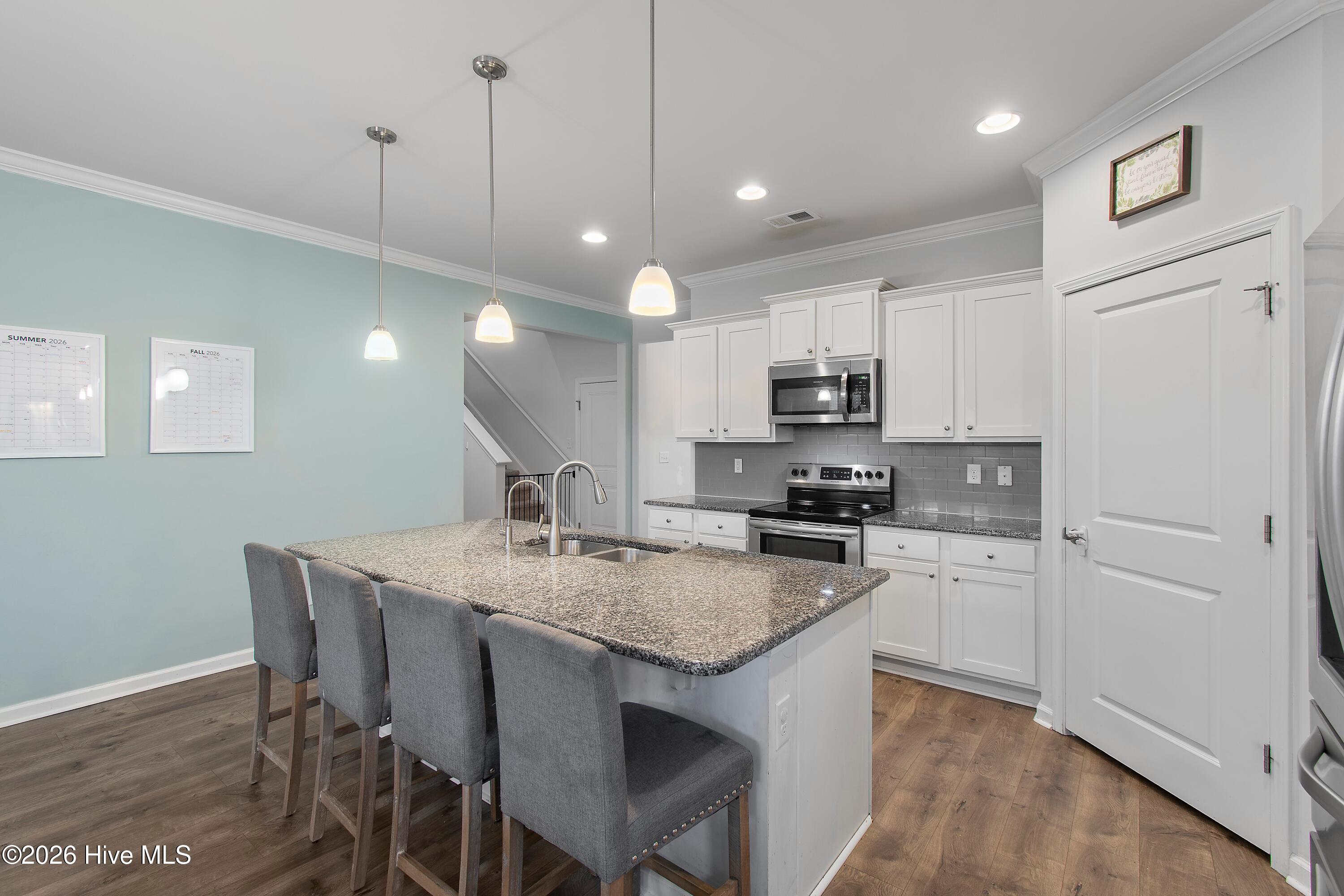 1331 Sunny Slope Circle Property Photo 5