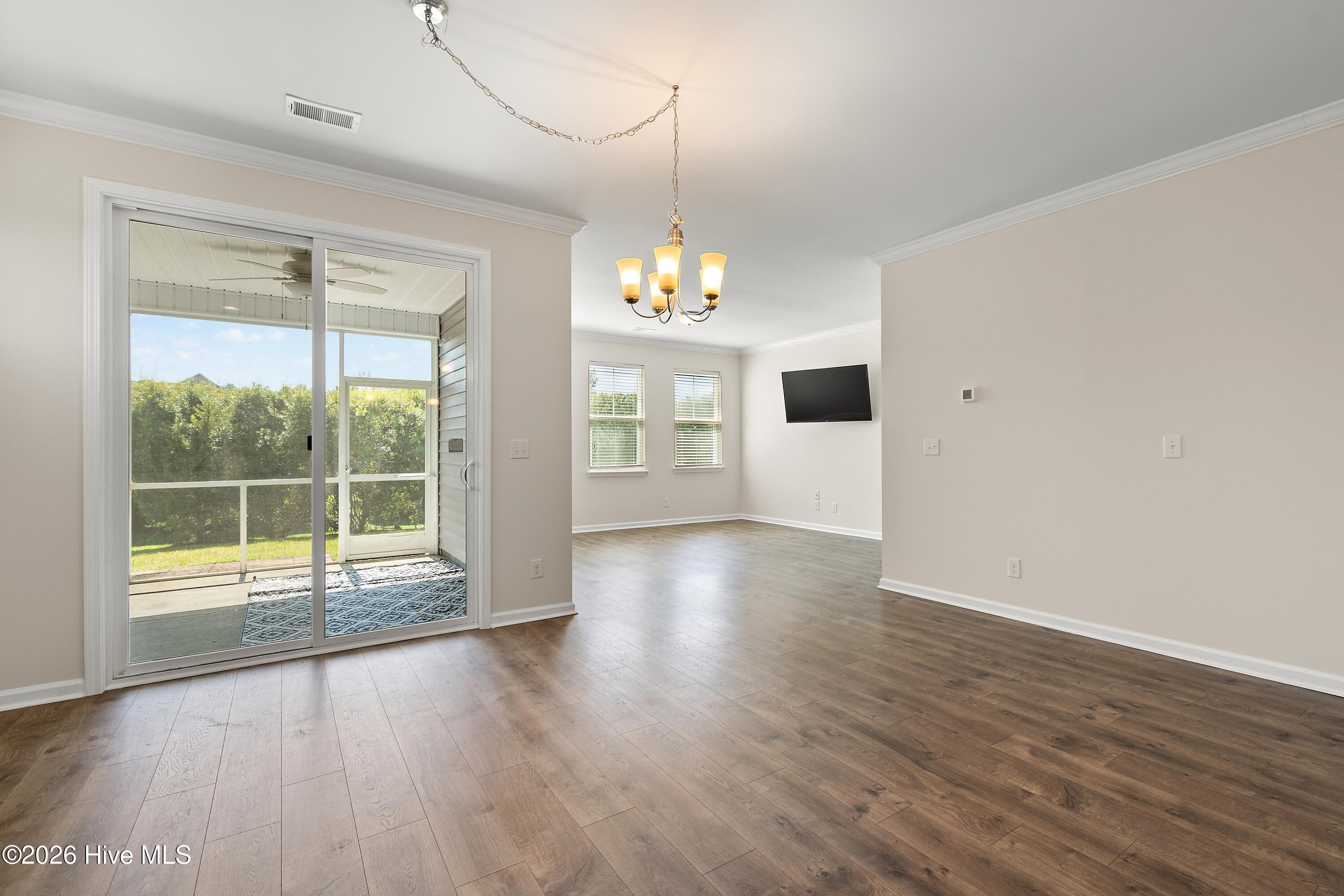 1331 Sunny Slope Circle Property Photo 49