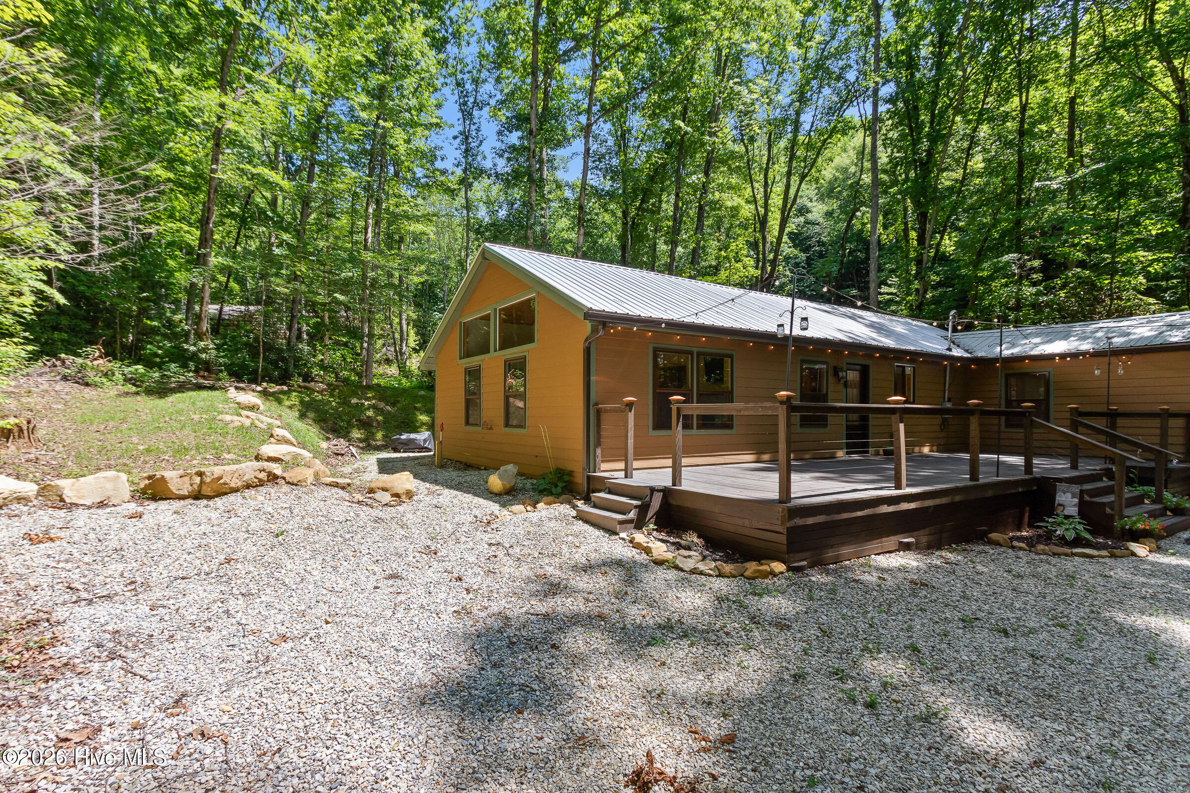 2052 Granny Squirrel Drive Property Photo 65